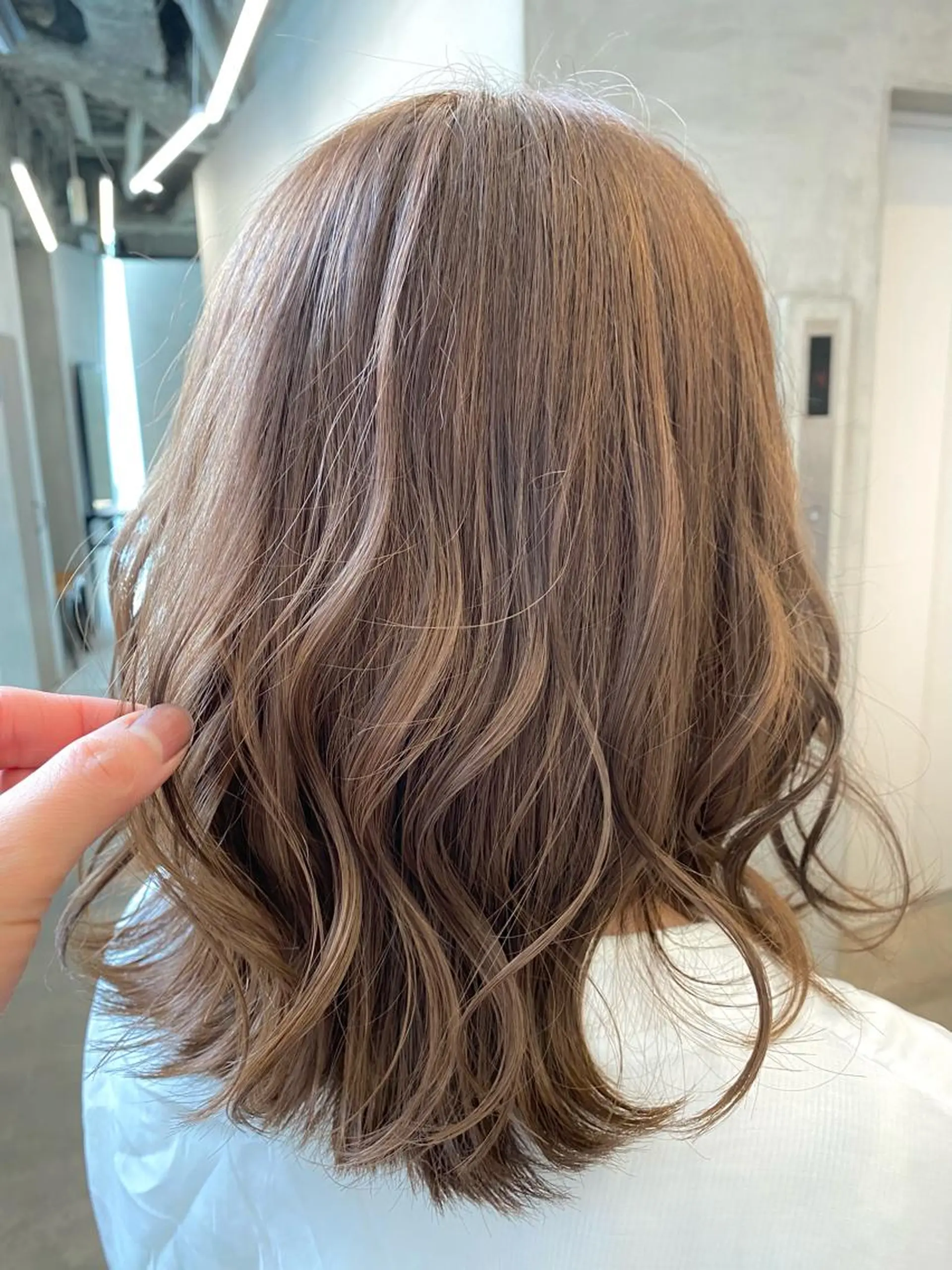 ミディアム カラー ヘアアレンジ アッシュ アッシュグレー アッシュグレージュ ベージュカラー ブリーチ 髪質改善Symbols 池袋【シンボルス】所属・💟髪質改善✴︎艶髪 /ヤマザト🦋のその他イメージ