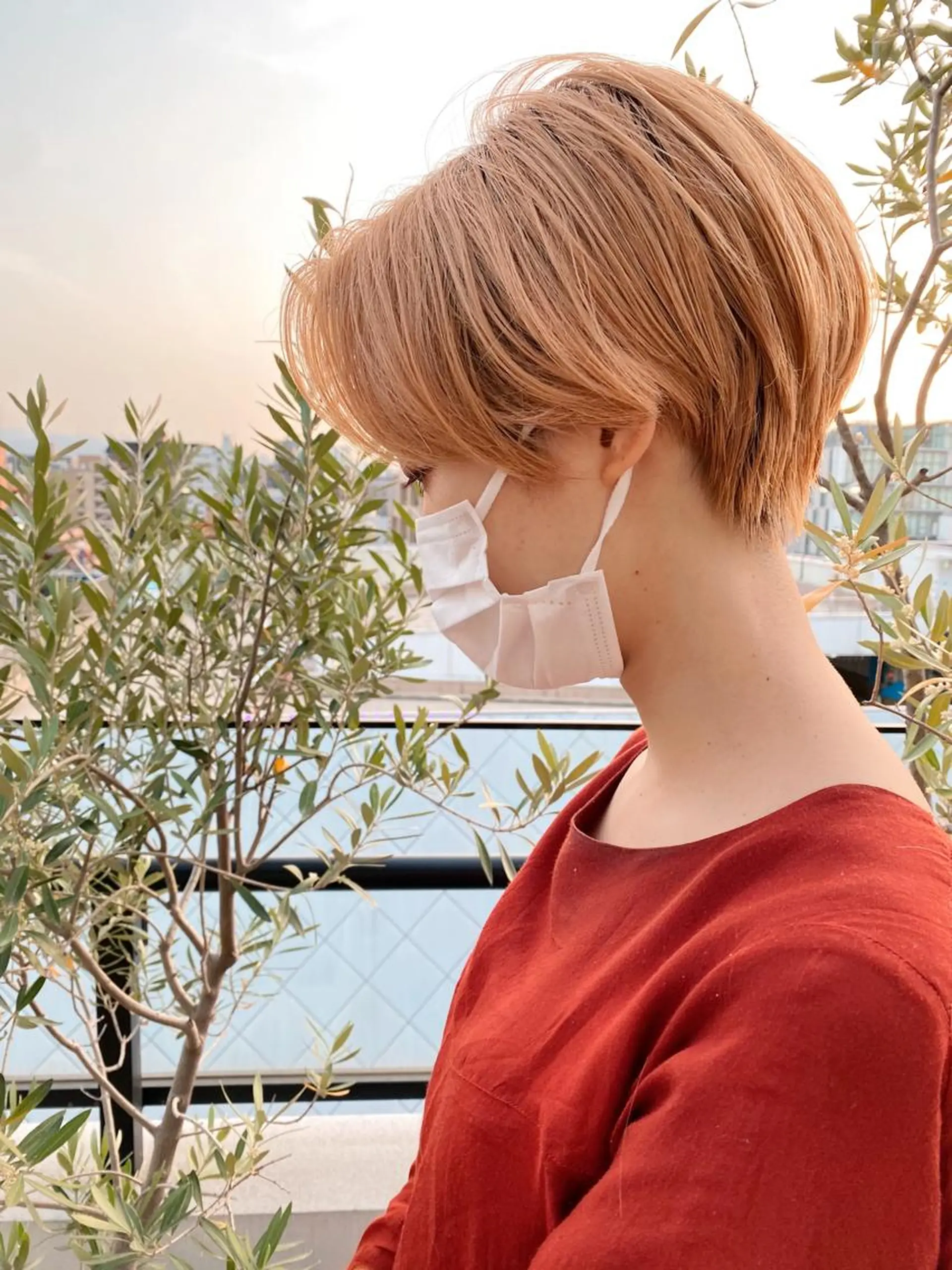 ショート カラー ハンサムショート ショートヘア Living所属・ヨシモトリョウ 髪質改善/美髪のヘアスタイル