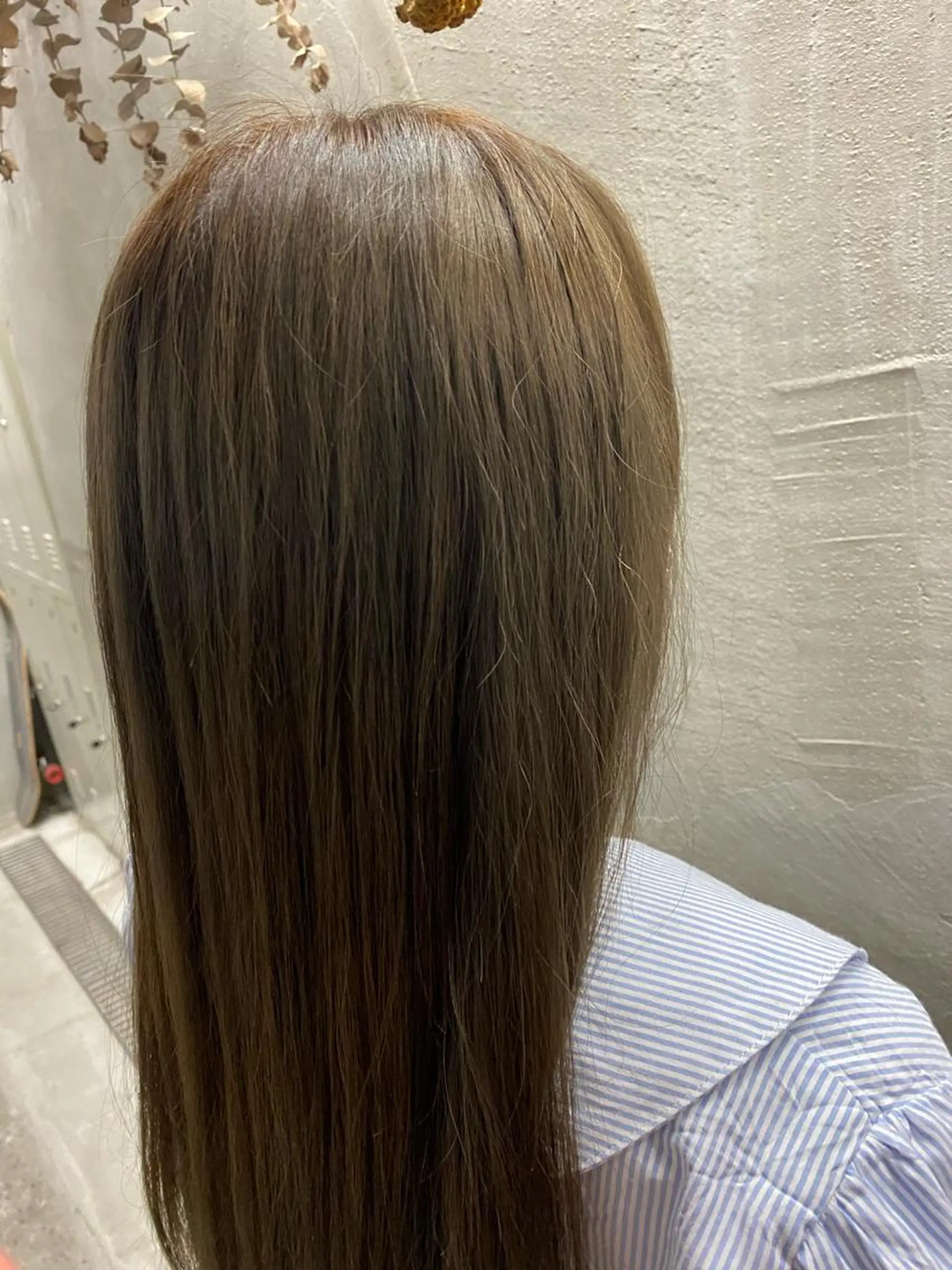 ロング カラー ブリーチ ブラウンカラー オリーブブラウン お任せヘア☘️☘️ 及川渚のヘアスタイル