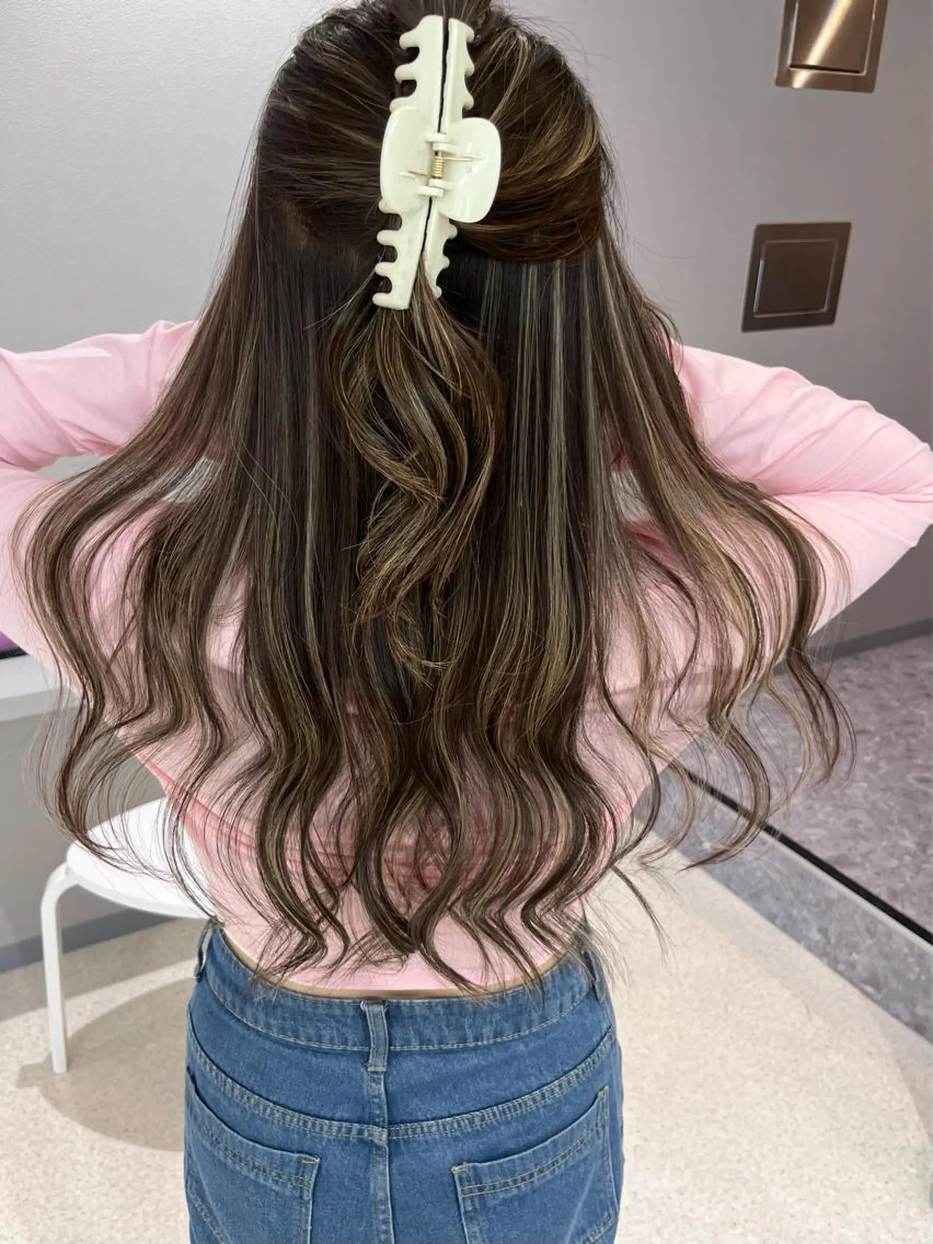 ロング カラー ハイライトカラー ハイライト KANA🎀韓国 🇰🇷ハイライトのヘアスタイル