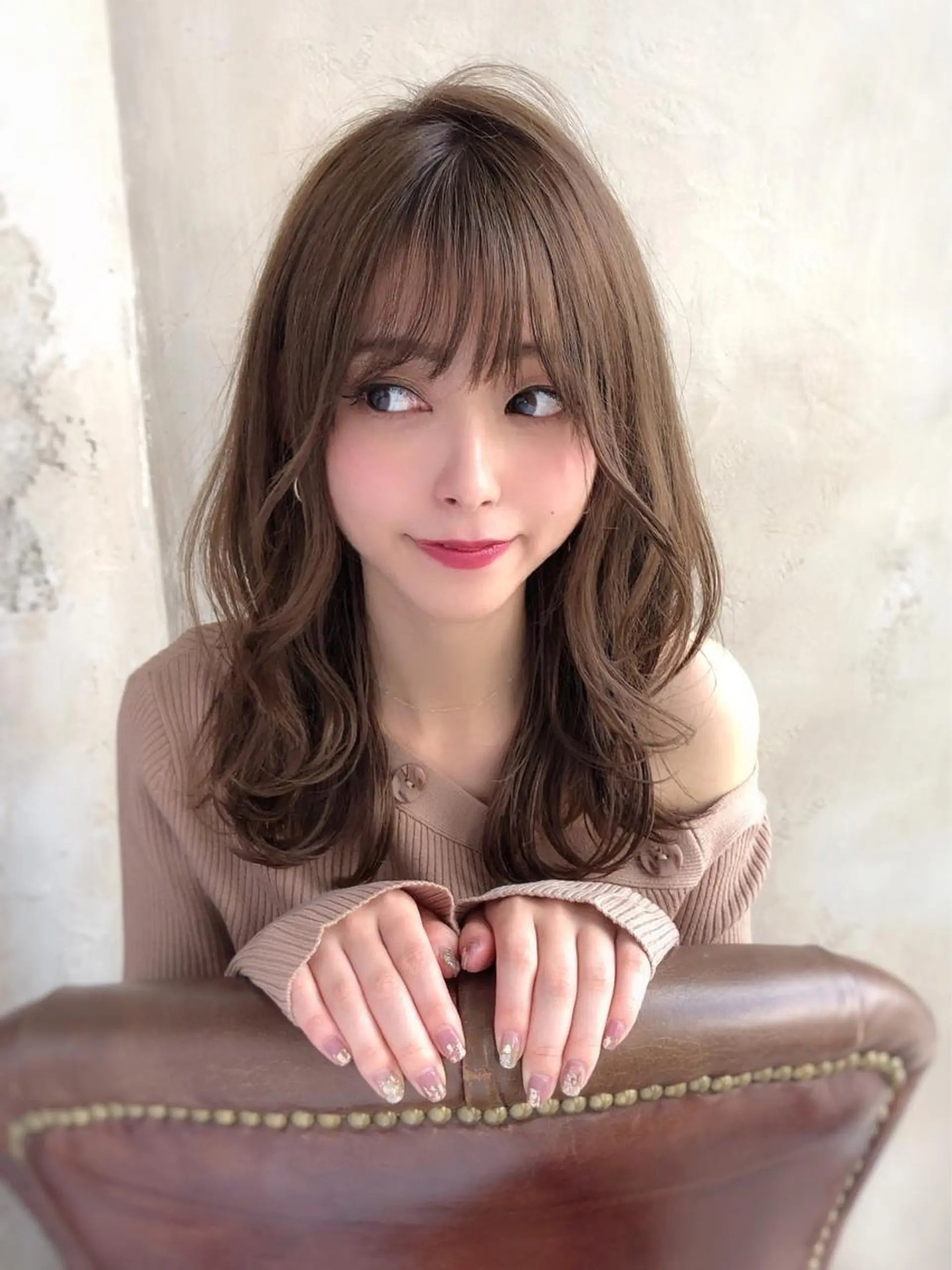 セミロング カラー パーマ ヘアアレンジ 結婚式・ブライダル アッシュ ベージュカラー 黒髪 ブリーチ カット ヘアカラー トリートメント ヘッドスパ ヘアセット 韓国ヘア×2way 🇰🇷和知拓郎のヘアスタイル