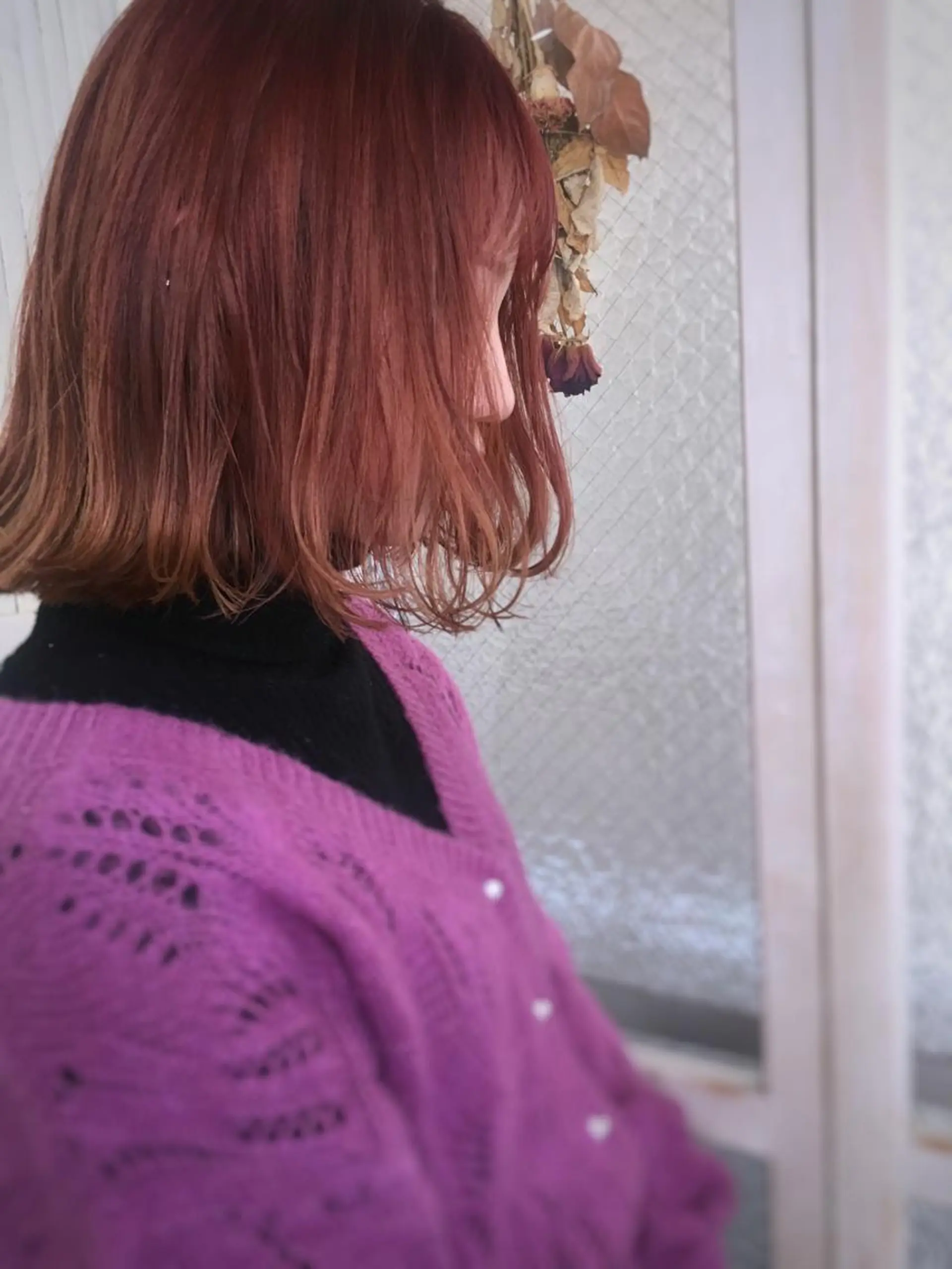 ミディアム カラー パーマ ヘアアレンジ グラデーションカラー ピンクカラー ボブ 外国人風カラー カット ヘアカラー トリートメント 推し活専用 【派手髪】飯野ゆかりのヘアスタイル