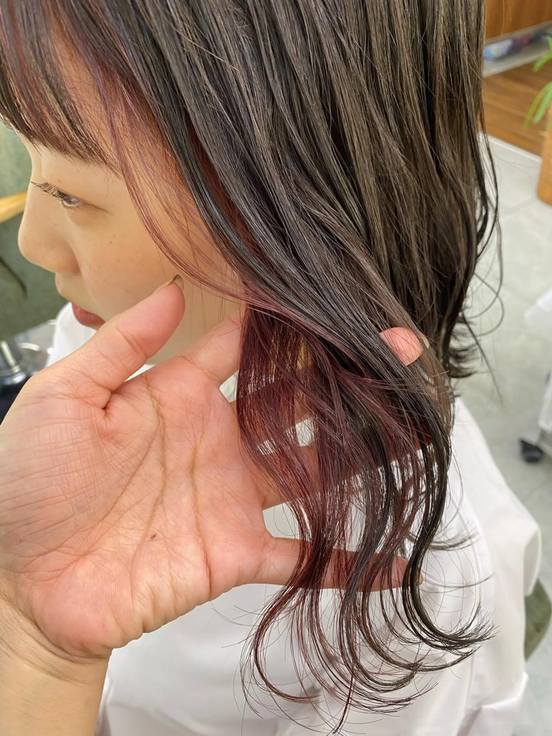 セミロング ミストバング カット ヘアカラー Number CHIHIROのヘアスタイル