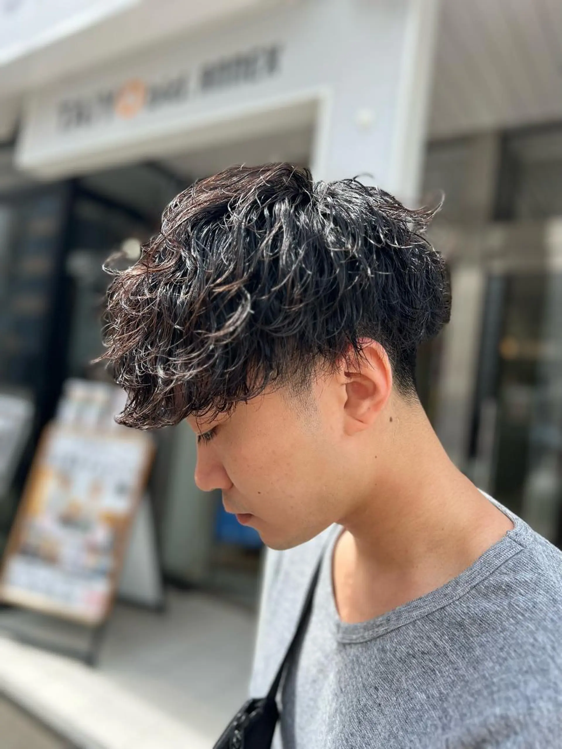 ショート パーマ カット ヘッドスパ レイヤー・ウルフ🐺 小顔レイヤー松山直史のヘアスタイル