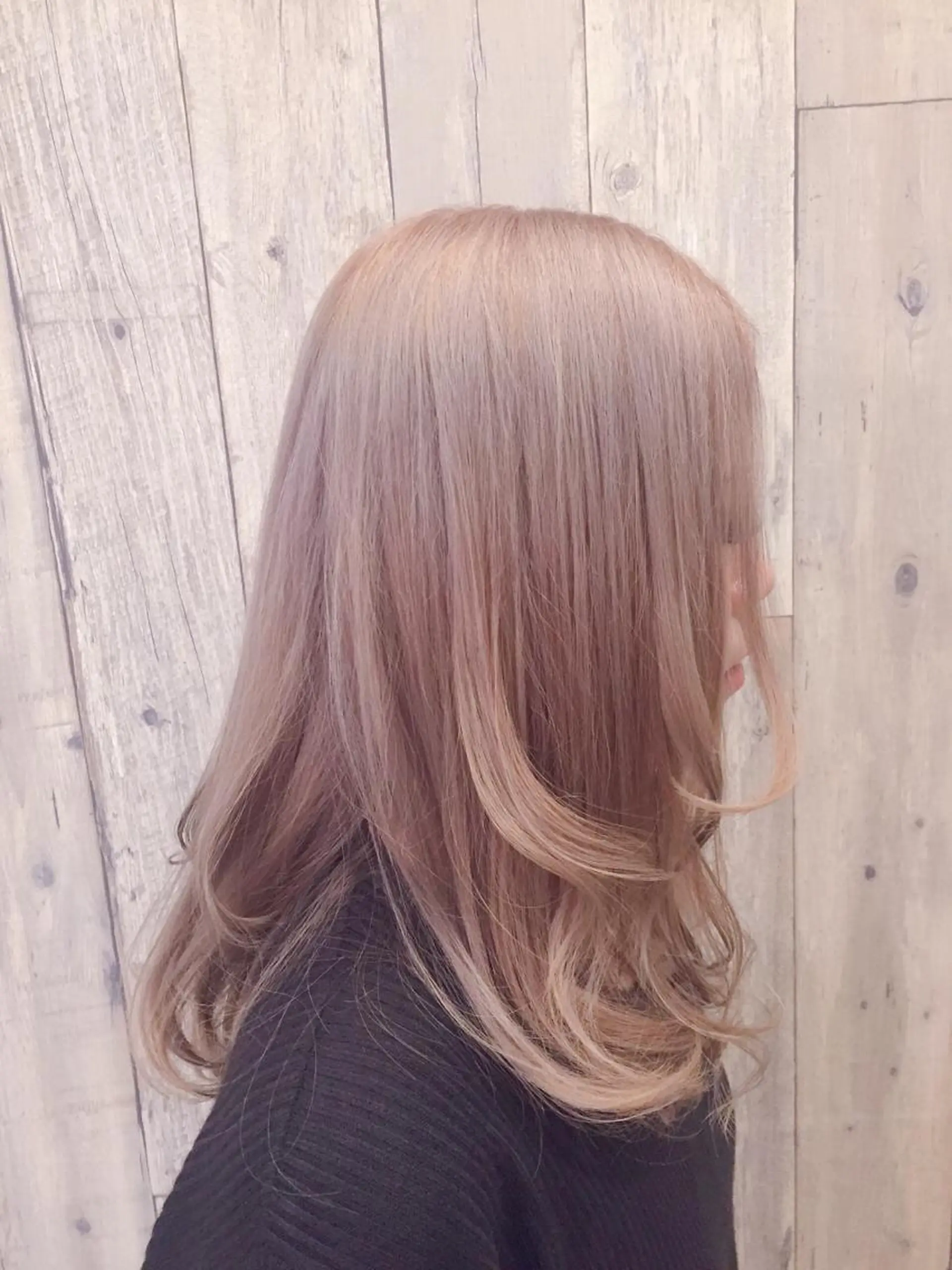 セミロング カラー ブリーチ オレンジ デザインカラー髪質 改善Lilithのその他イメージ