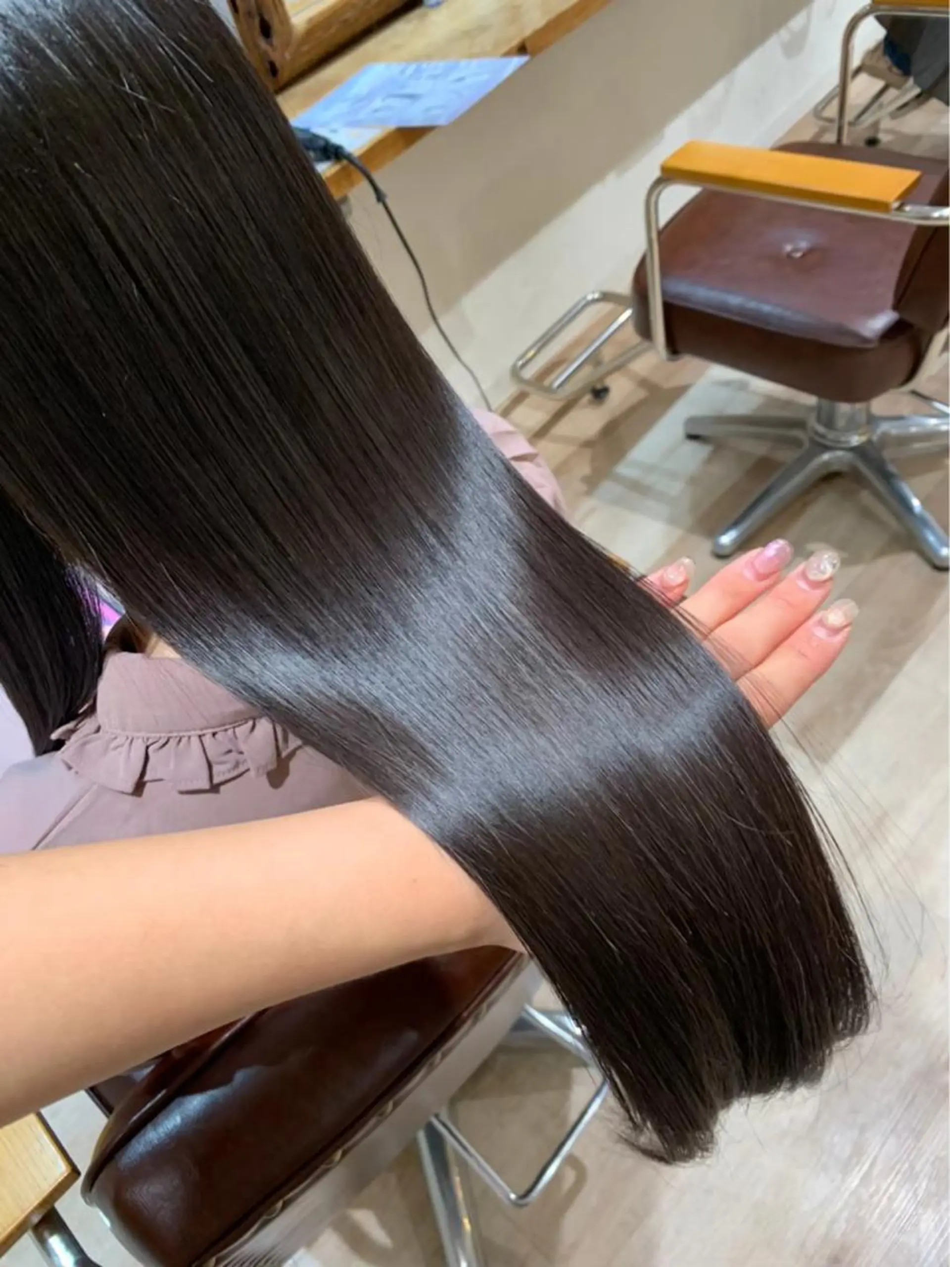 ロング カラー ヘアアレンジ niconail 千歳烏山店所属・niconail 🧣ayu 📍烏山のネイルデザイン