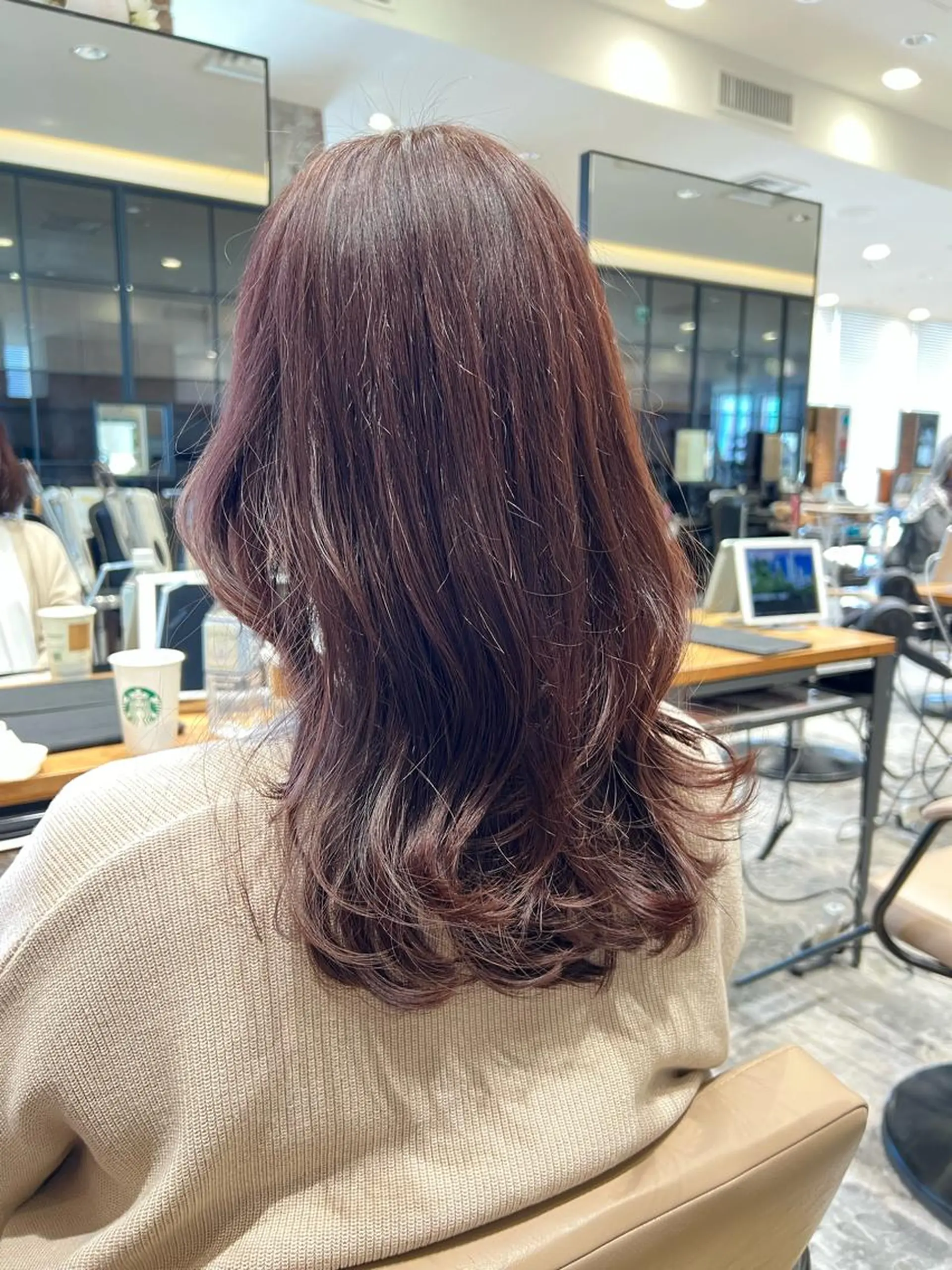 ロング 💍新宿ショート 💍岩田莉奈のヘアスタイル