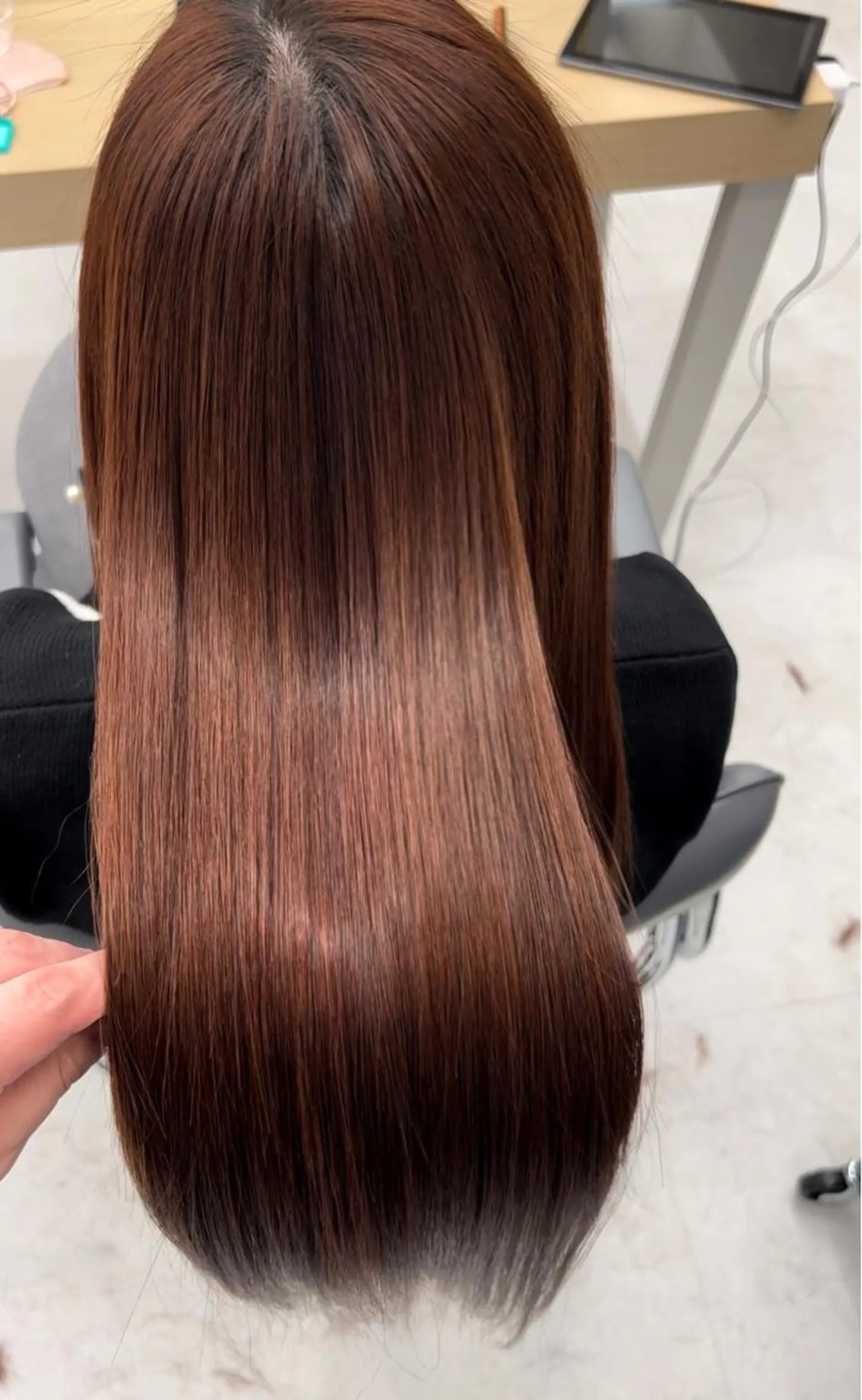 ロング カラー カット ヘアカラー トリートメント youres hair 新宿三丁目所属・髪質改善カラー、美髪 トリートメント専門のヘアスタイル