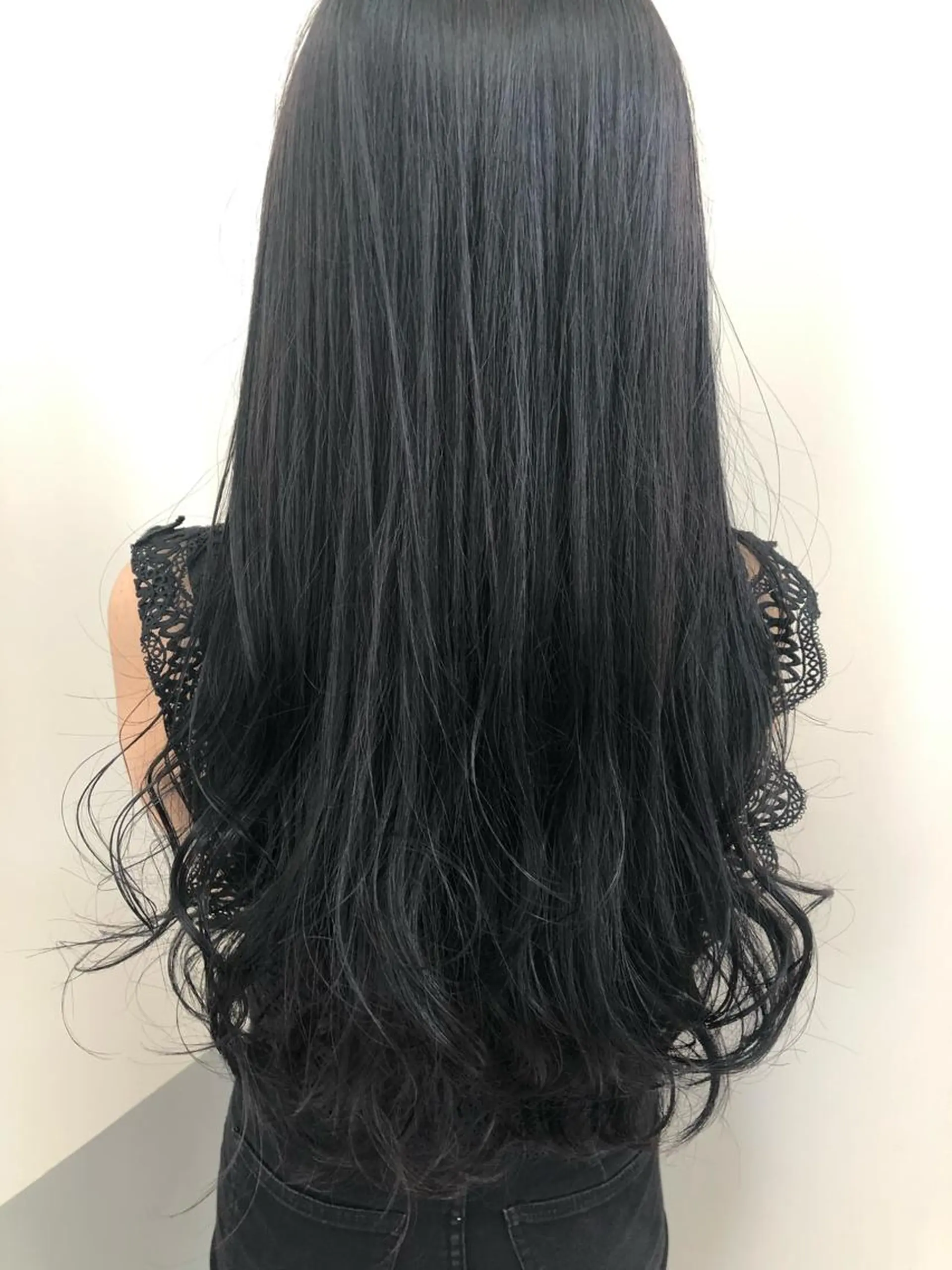 ロング カラー OFF YUYAのヘアスタイル