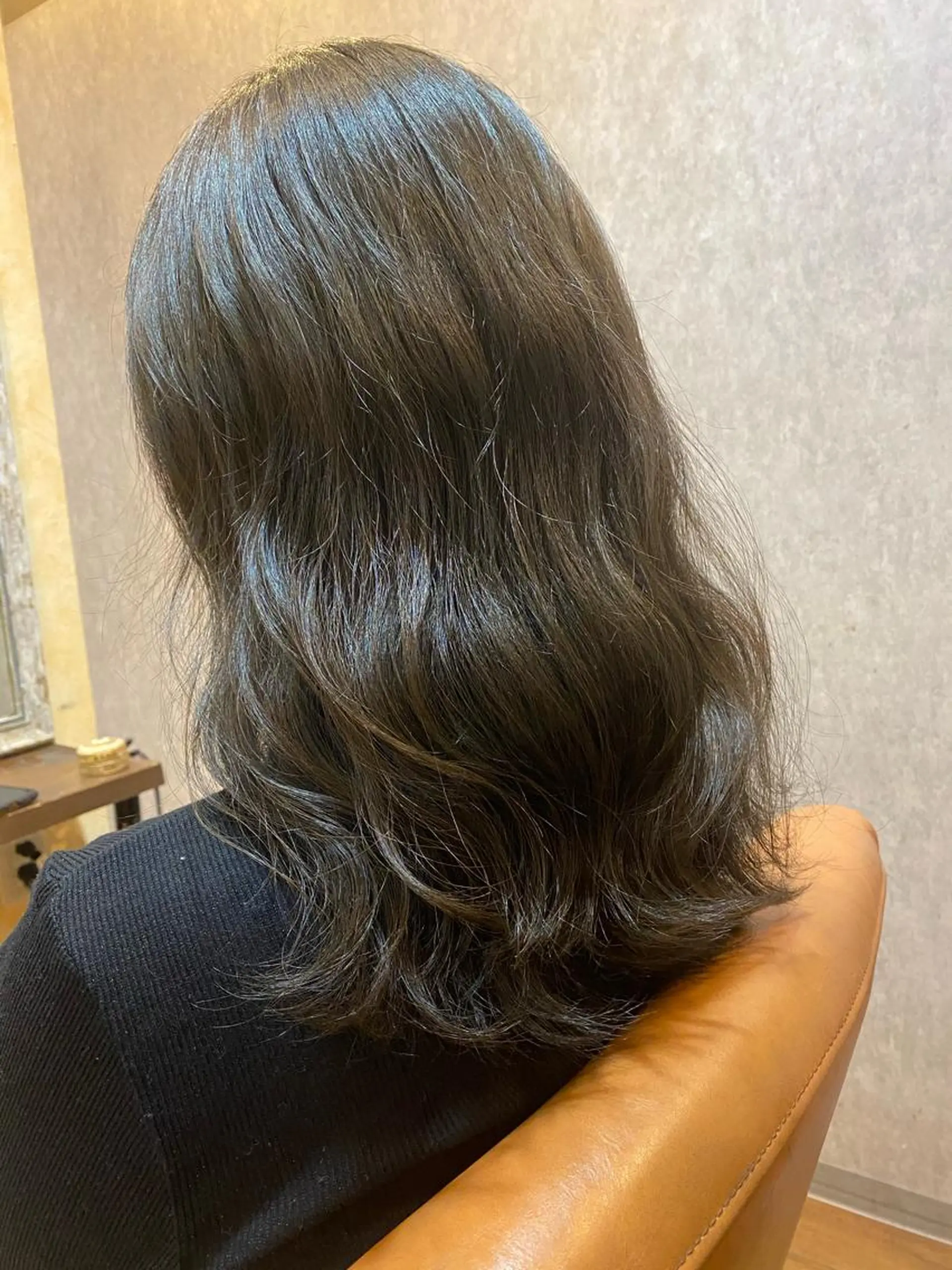 セミロング メンズカット 鈴木ルナのヘアスタイル