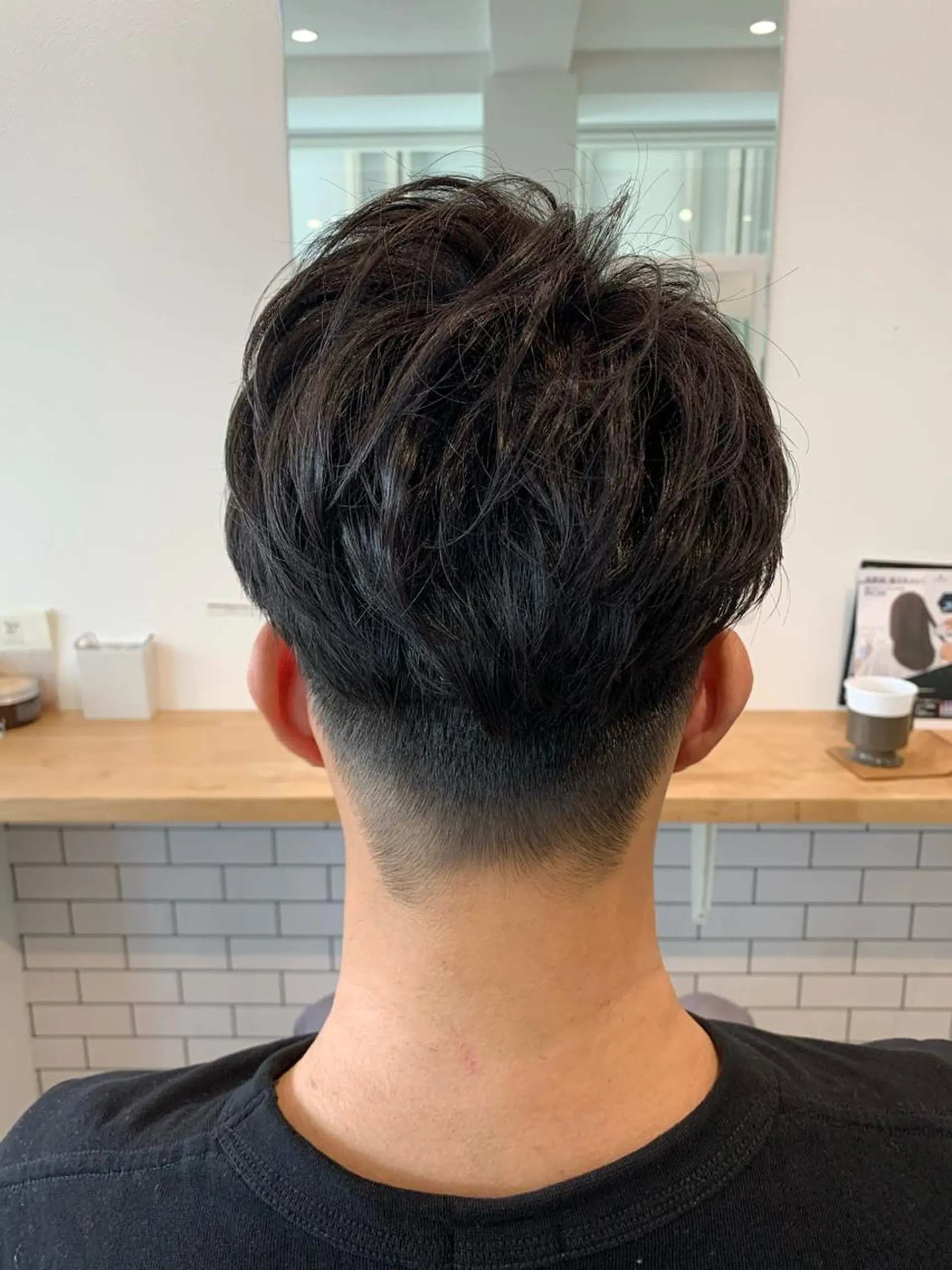 メンズ ヨシミ カズヤのヘアスタイル