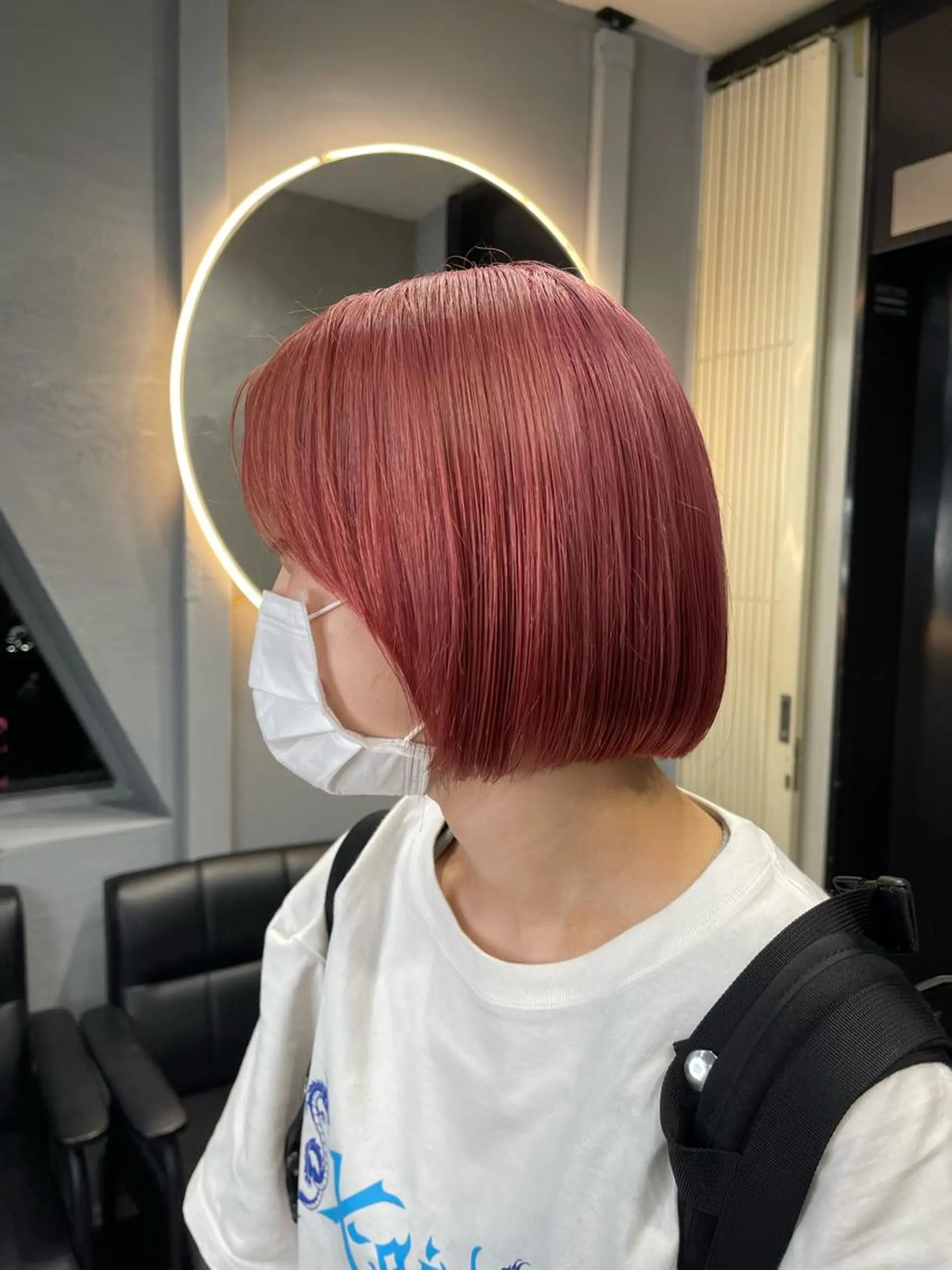 ショート カラー TATSUブリーチ/ ミルクティーベージュのヘアスタイル