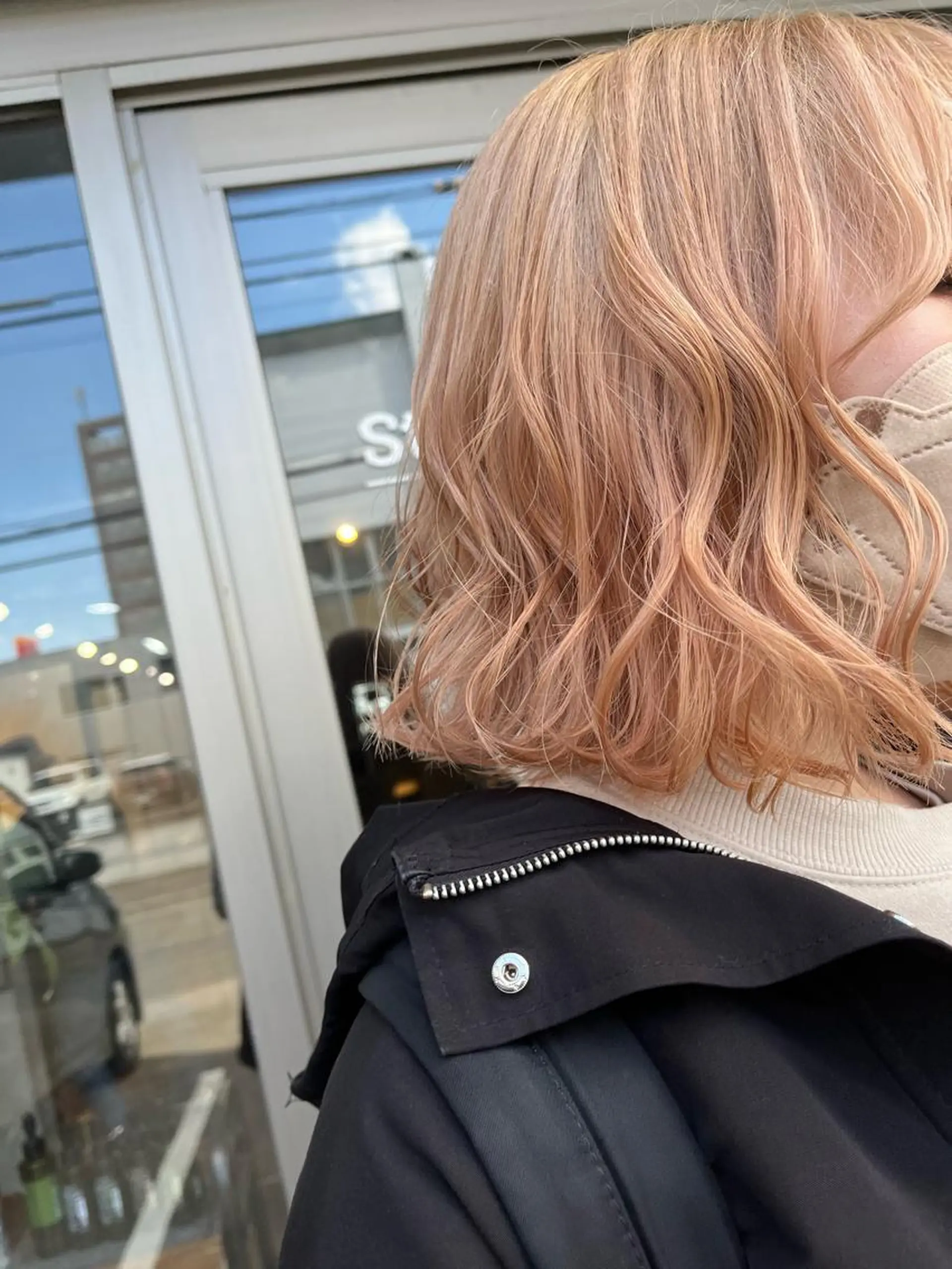 ミディアム 中村 文香のヘアスタイル