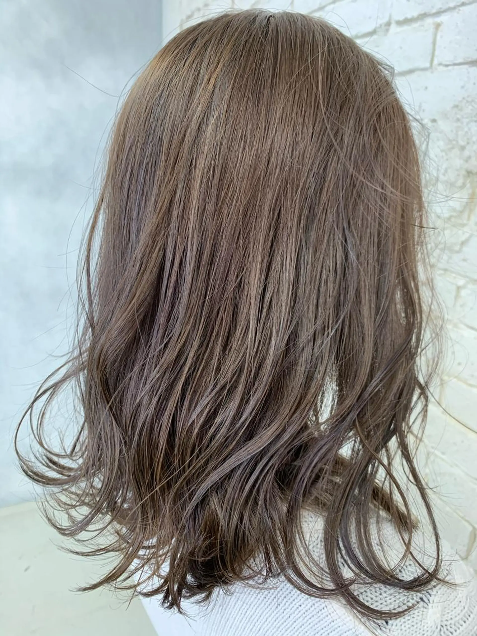 ミディアム カラー LUXBE LUCE那覇イオン店所属・LUXBE LUCEのヘアスタイル