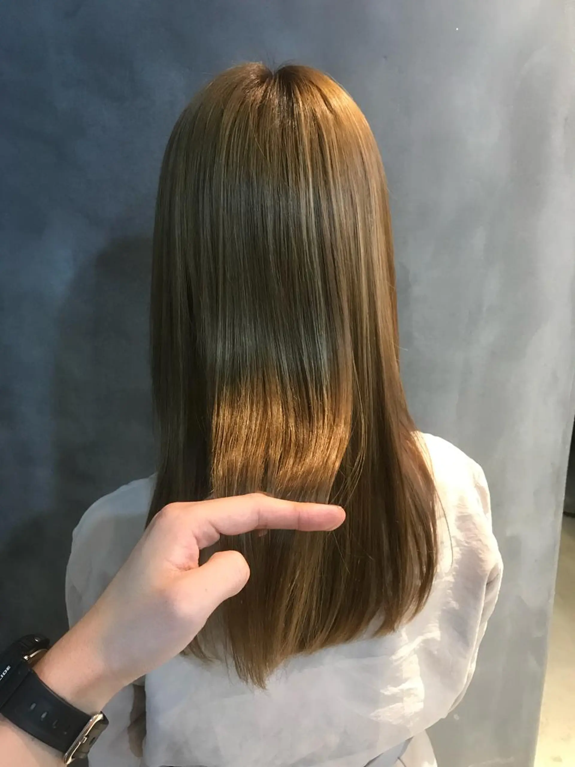 セミロング 福岡天神⭐︎ lotyのヘアスタイル