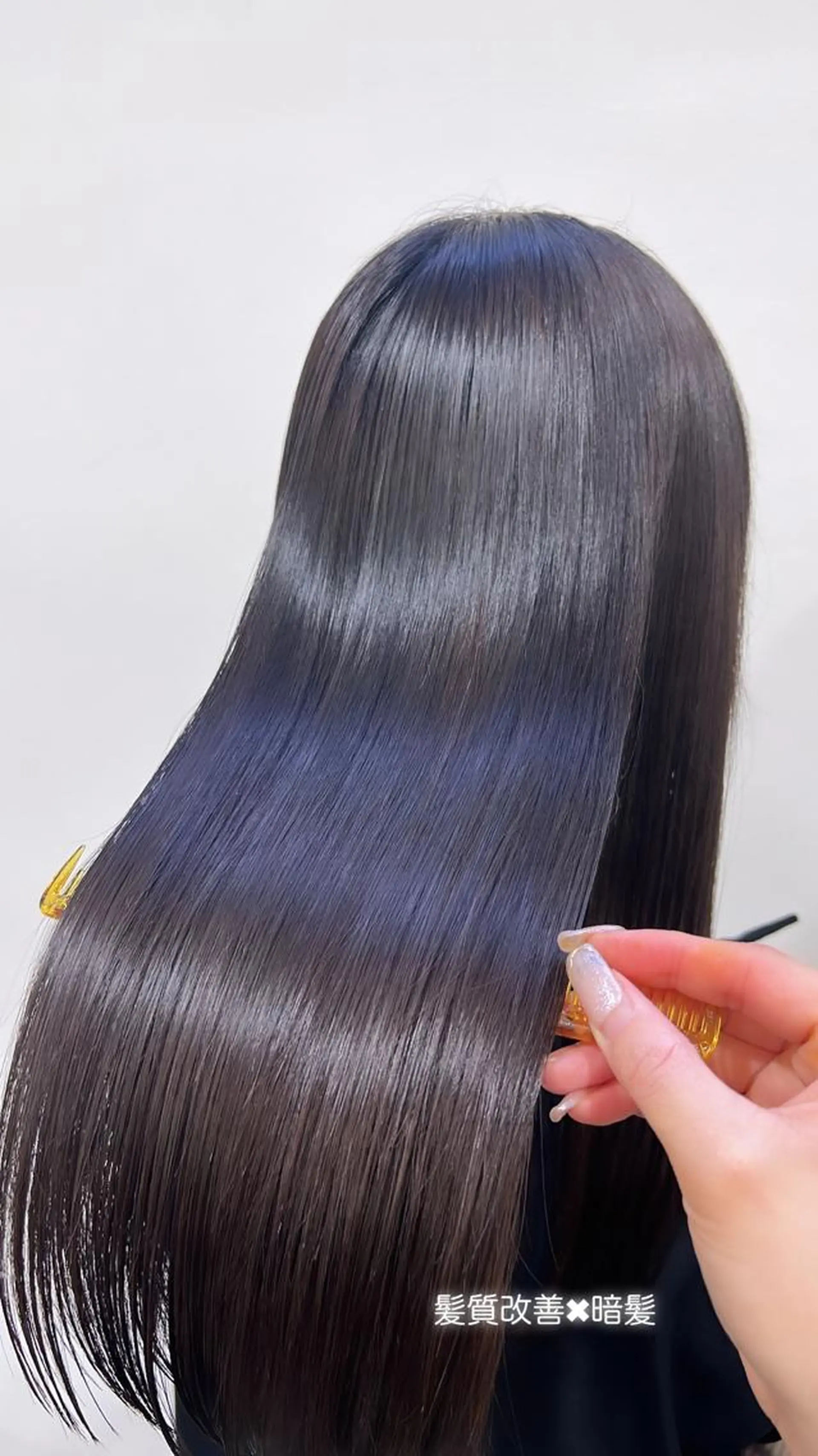 ミディアム 暖色カラー/レイヤー カット/Yunaのヘアスタイル