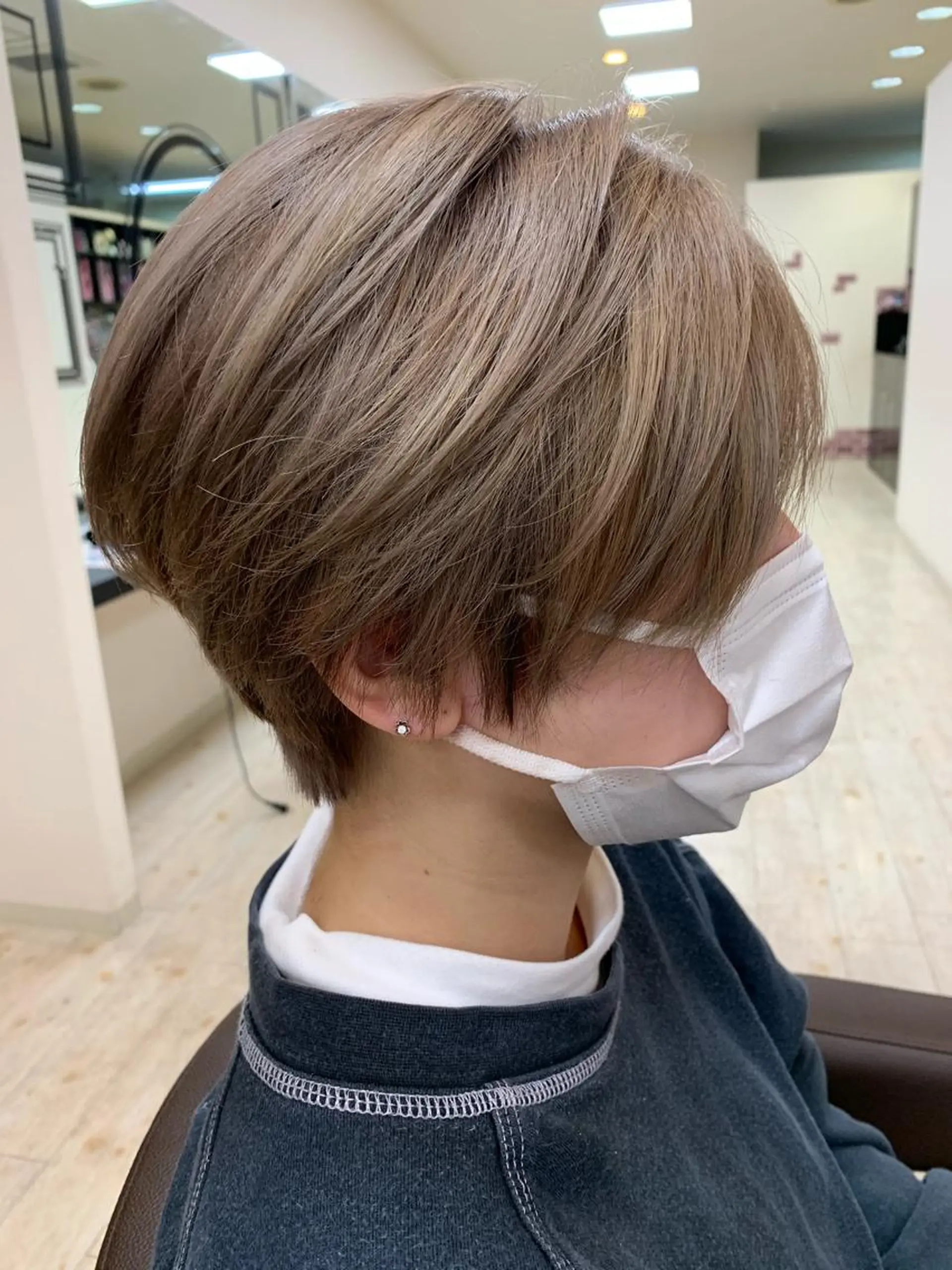 ショート カラー Lien 深井店のヘアスタイル