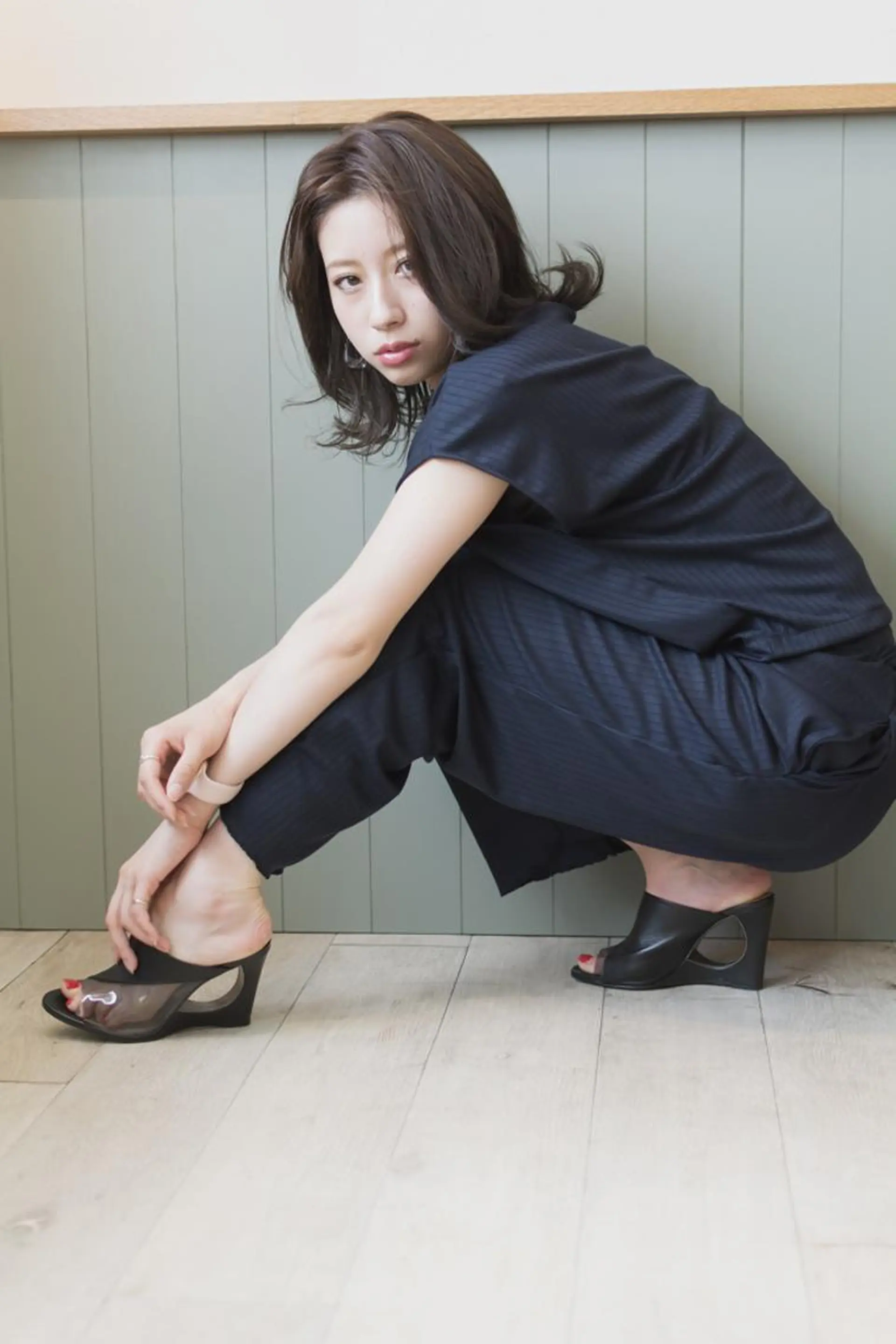 ミディアム カラー ショートボブ ベージュカラー ブルーカラー ブルージュ グレージュ 撮影モデル 斉藤 正敏のその他イメージ