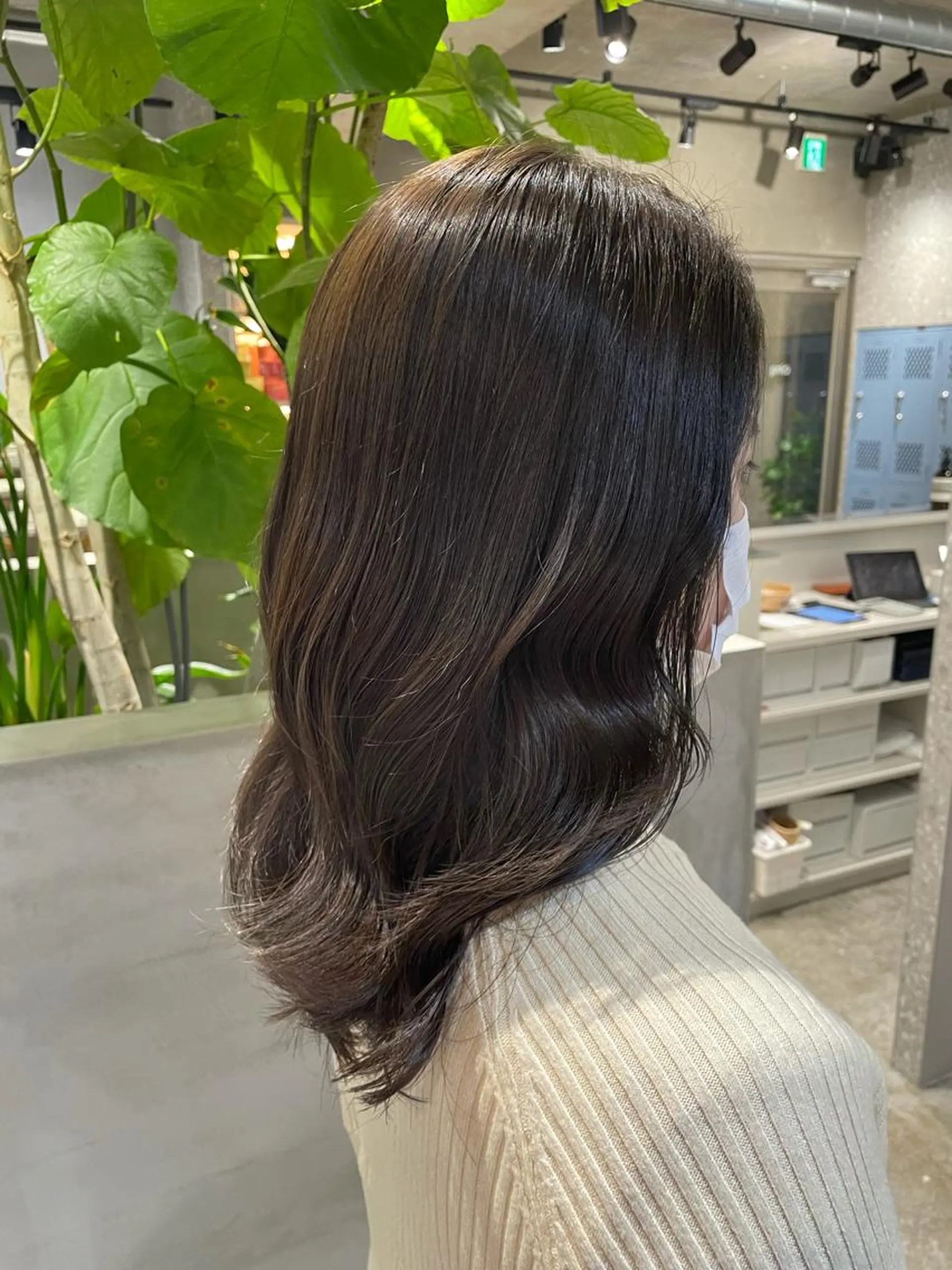 セミロング カラー cinq所属・ハイライトカラー ❤︎hirokoのヘアスタイル
