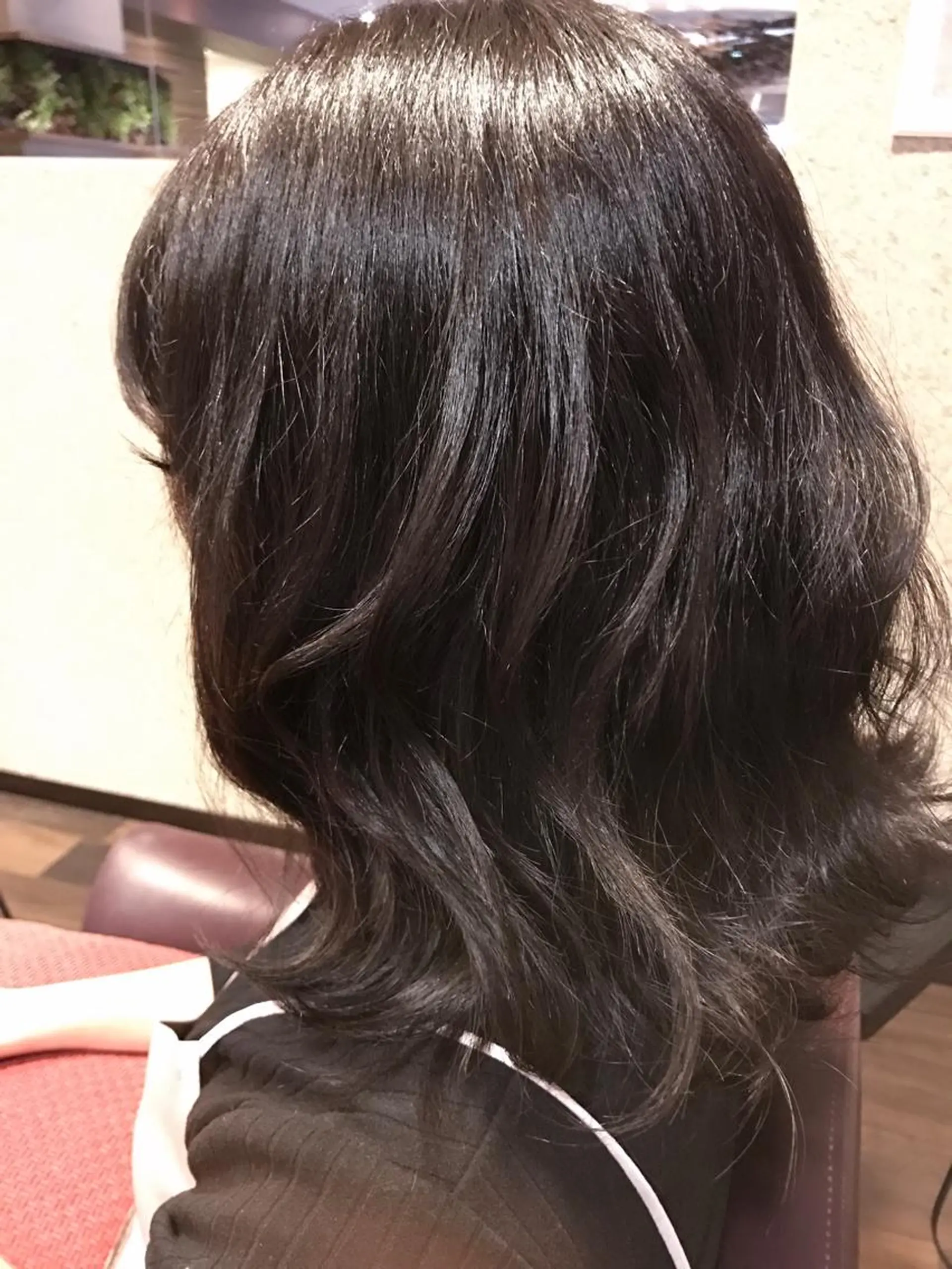 ミディアム カラー ひろせ かなのヘアスタイル