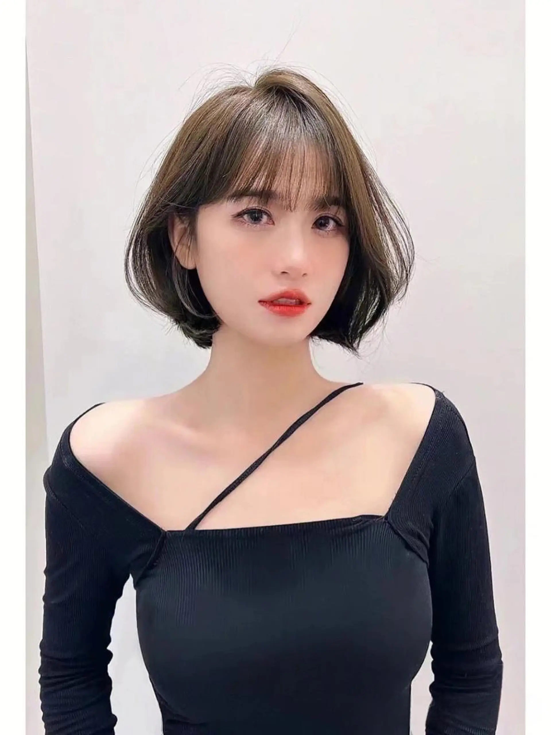 ショート カラー 笠原 健人のヘアスタイル