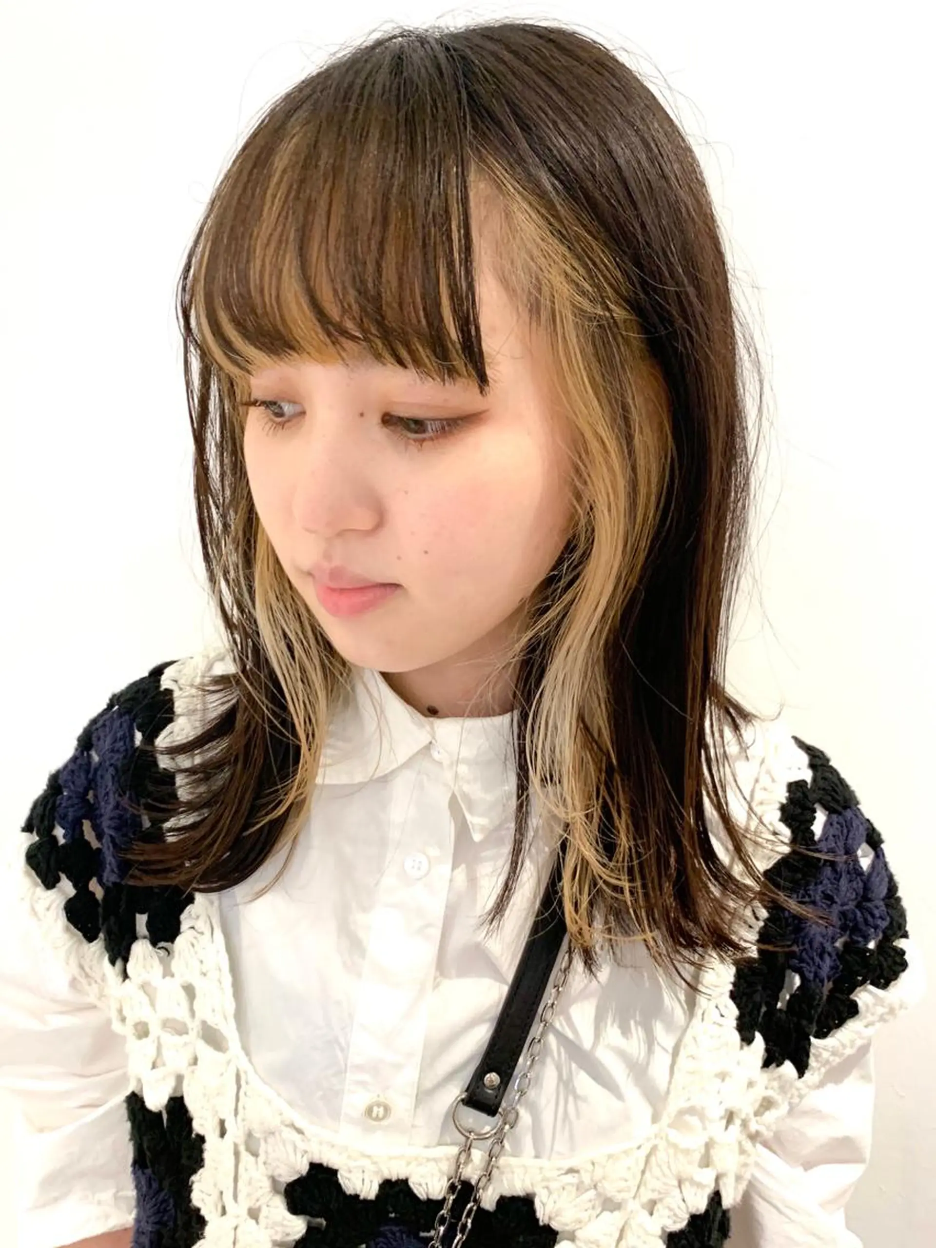 ミディアム カット ヘアカラー iet.所属・ウルフ/ボブ/耳ツボ ジュエリー◎ricoのヘアスタイル