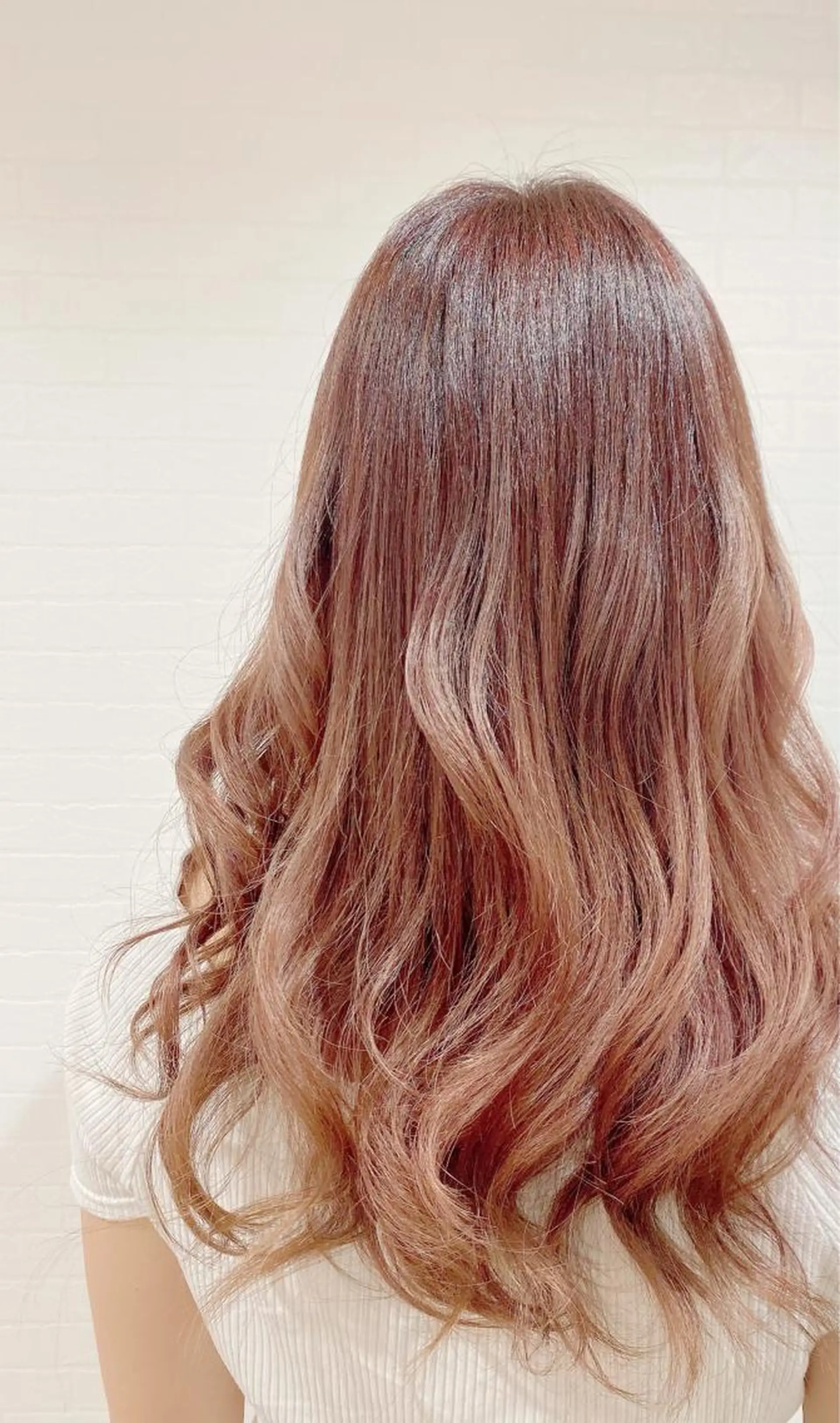 セミロング カラー ピンクカラー GRANLUSSO 〜グランルッソ駅前店所属・木口 嘉美のヘアスタイル