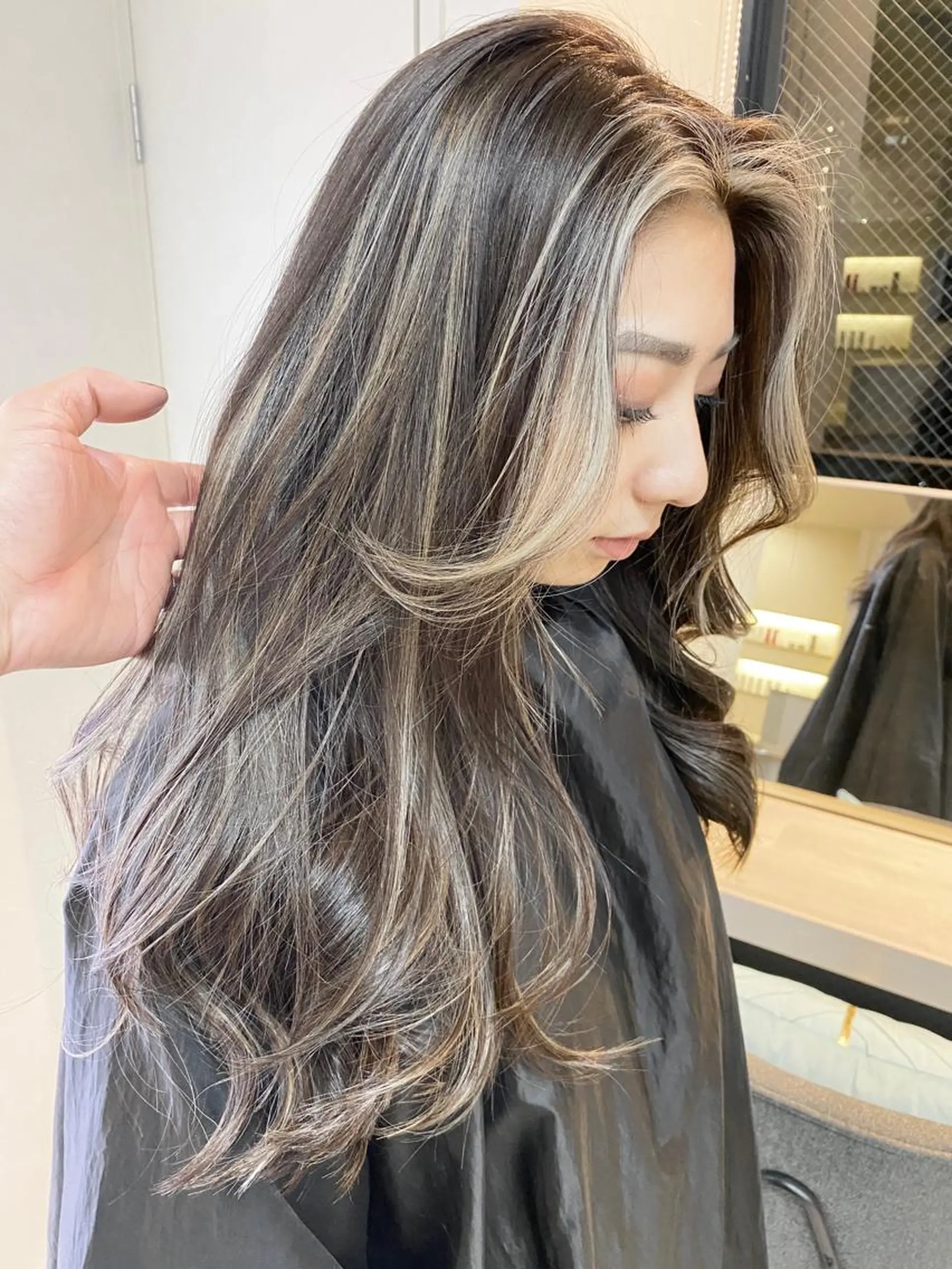ロング カラー ヘアアレンジ ネイル マツエク・マツパ アイブロウ ミストバング  フェイスフレーミング ヘアカラー トリートメント 井上 一平のヘアスタイル