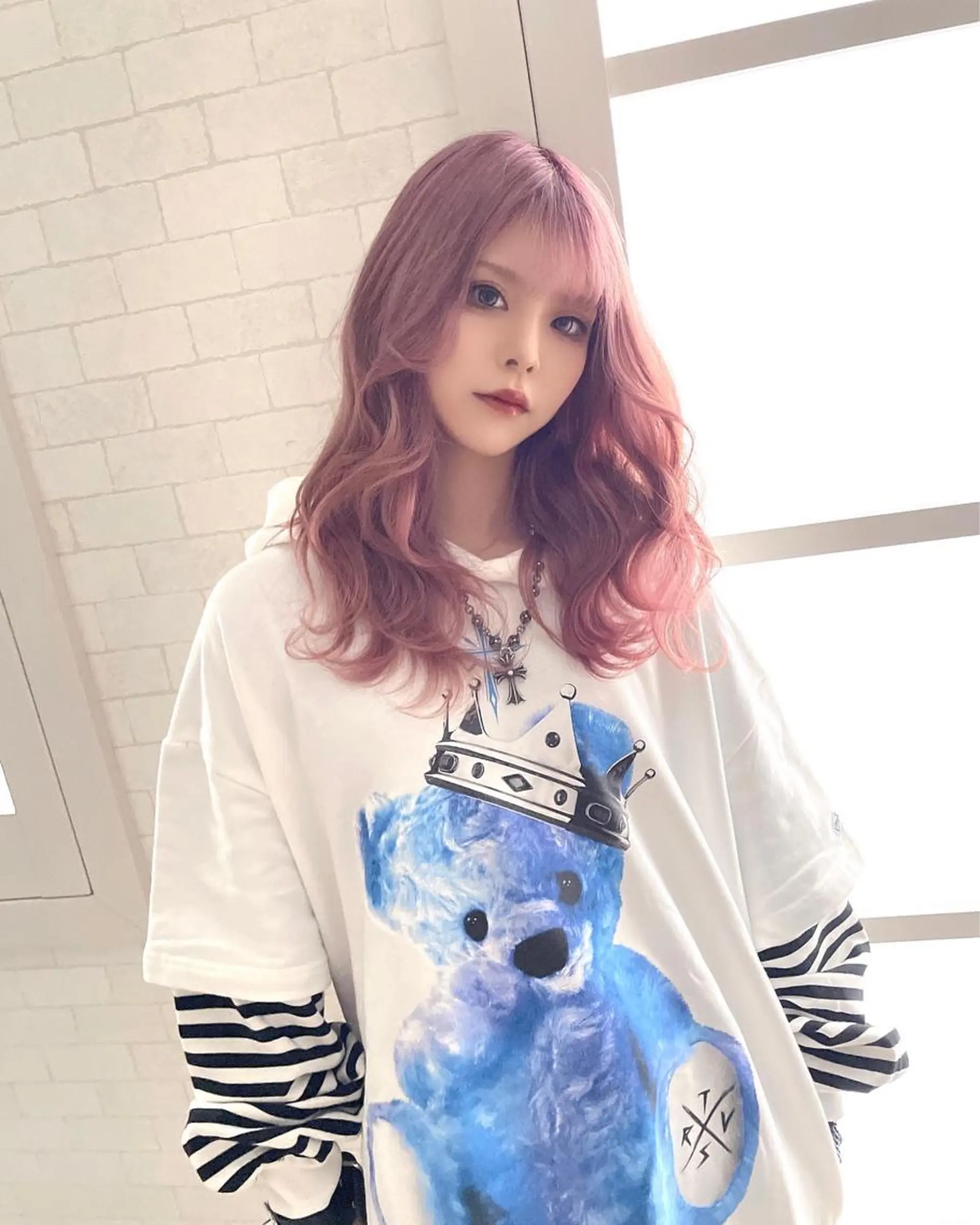 ロング カラー ベージュカラー ブリーチ ピンクカラー ピンクベージュ ヘアカラー トリートメント レイヤー/ウルフ ハイトーンhiroのヘアスタイル