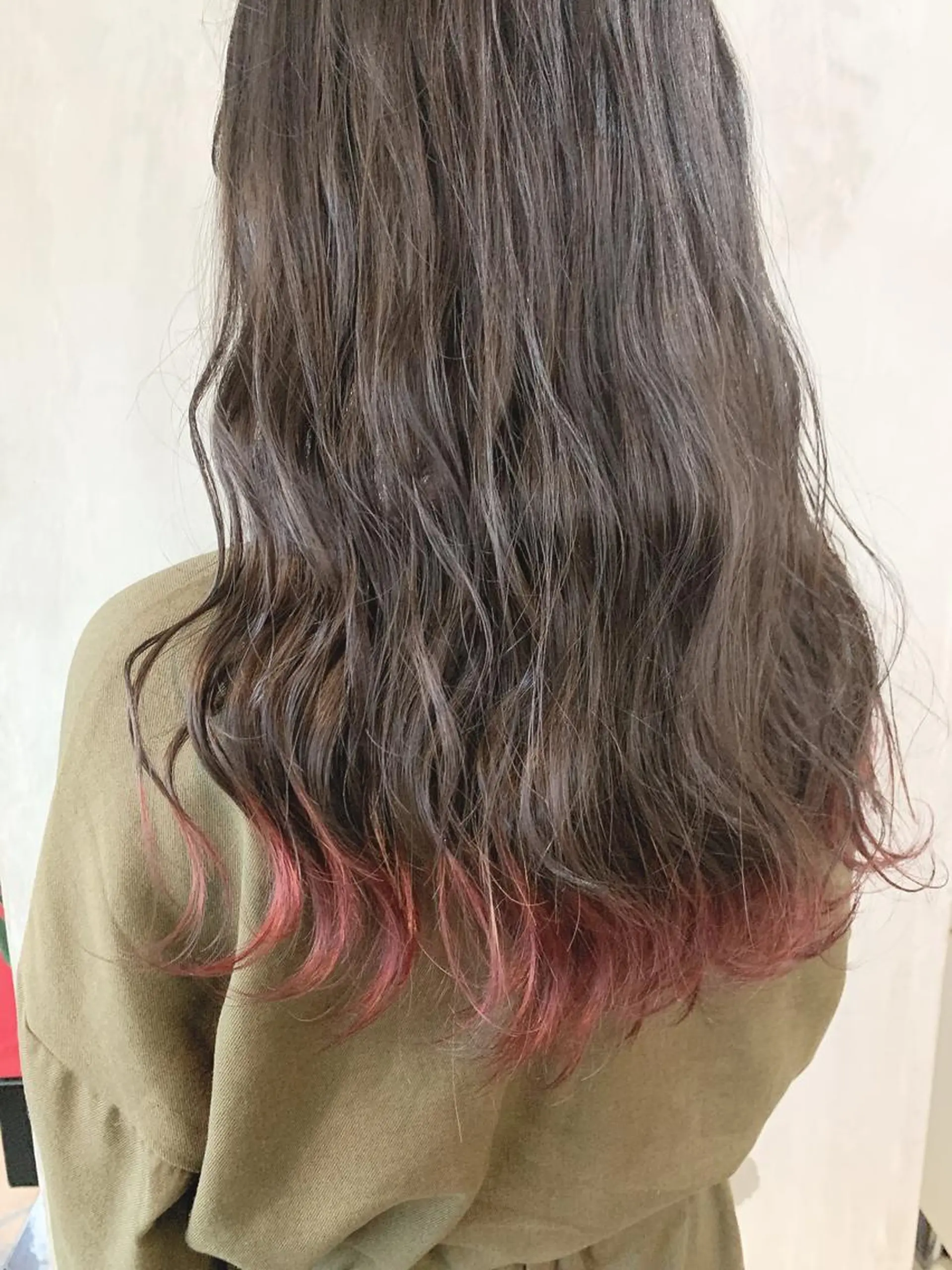 カラー SAKURA 原宿所属・なかの たくみのヘアスタイル