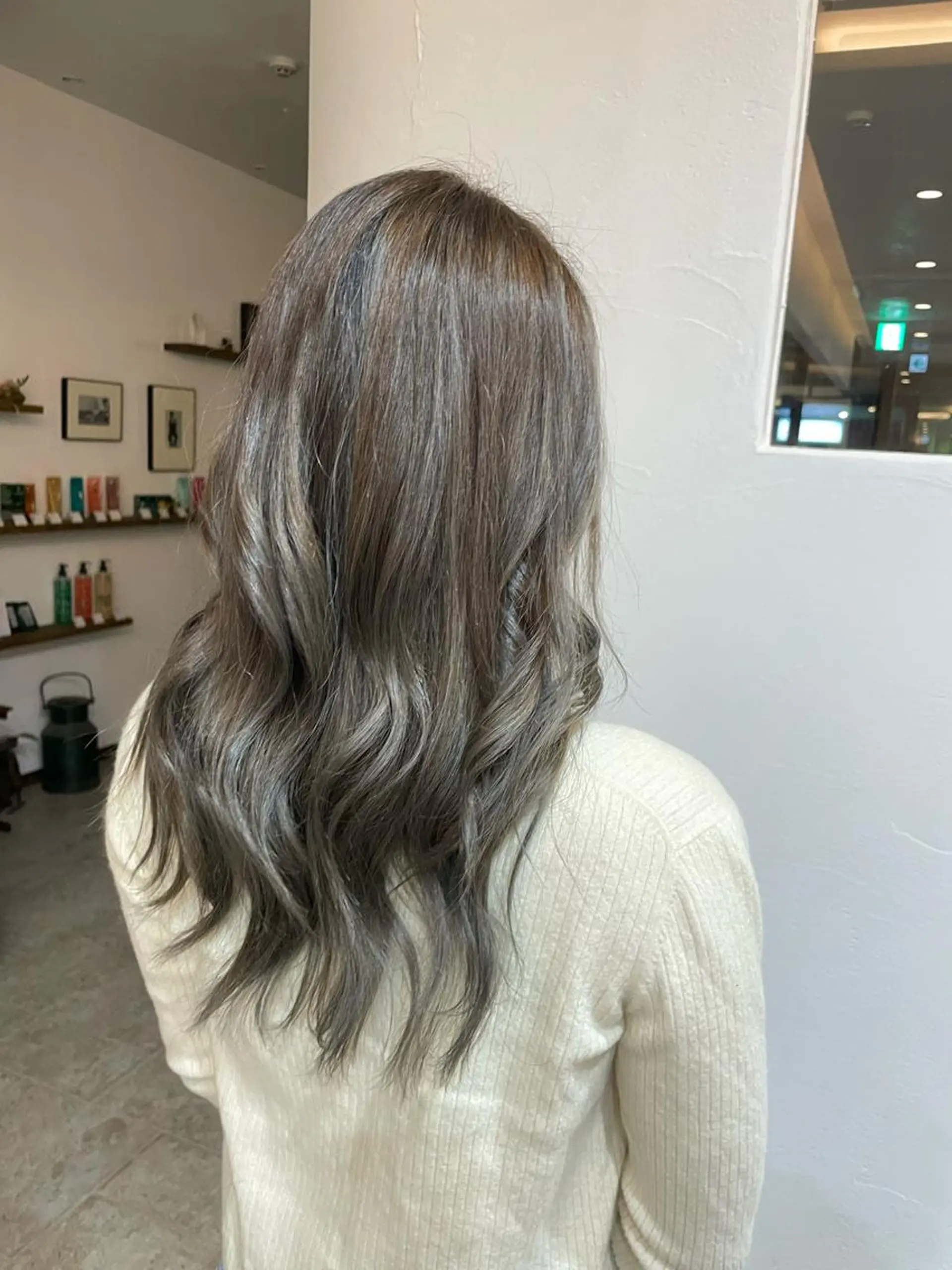 ロング カラー CRESCENDO 本杉春菜のヘアスタイル