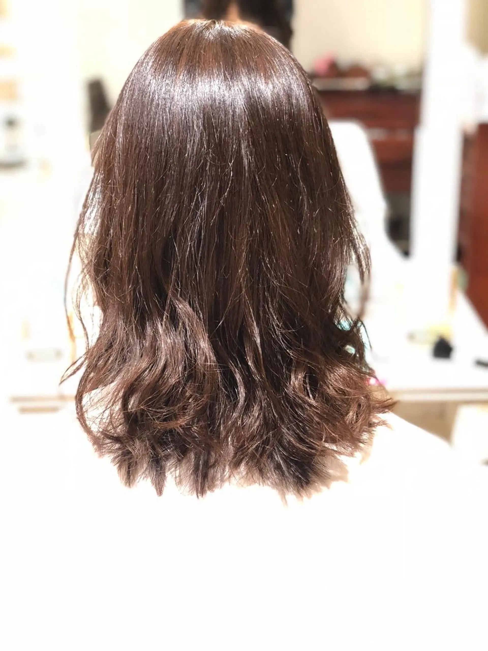 ミディアム カラー 顔周りデザイン/ ママ美容師/濱ほのかのヘアスタイル