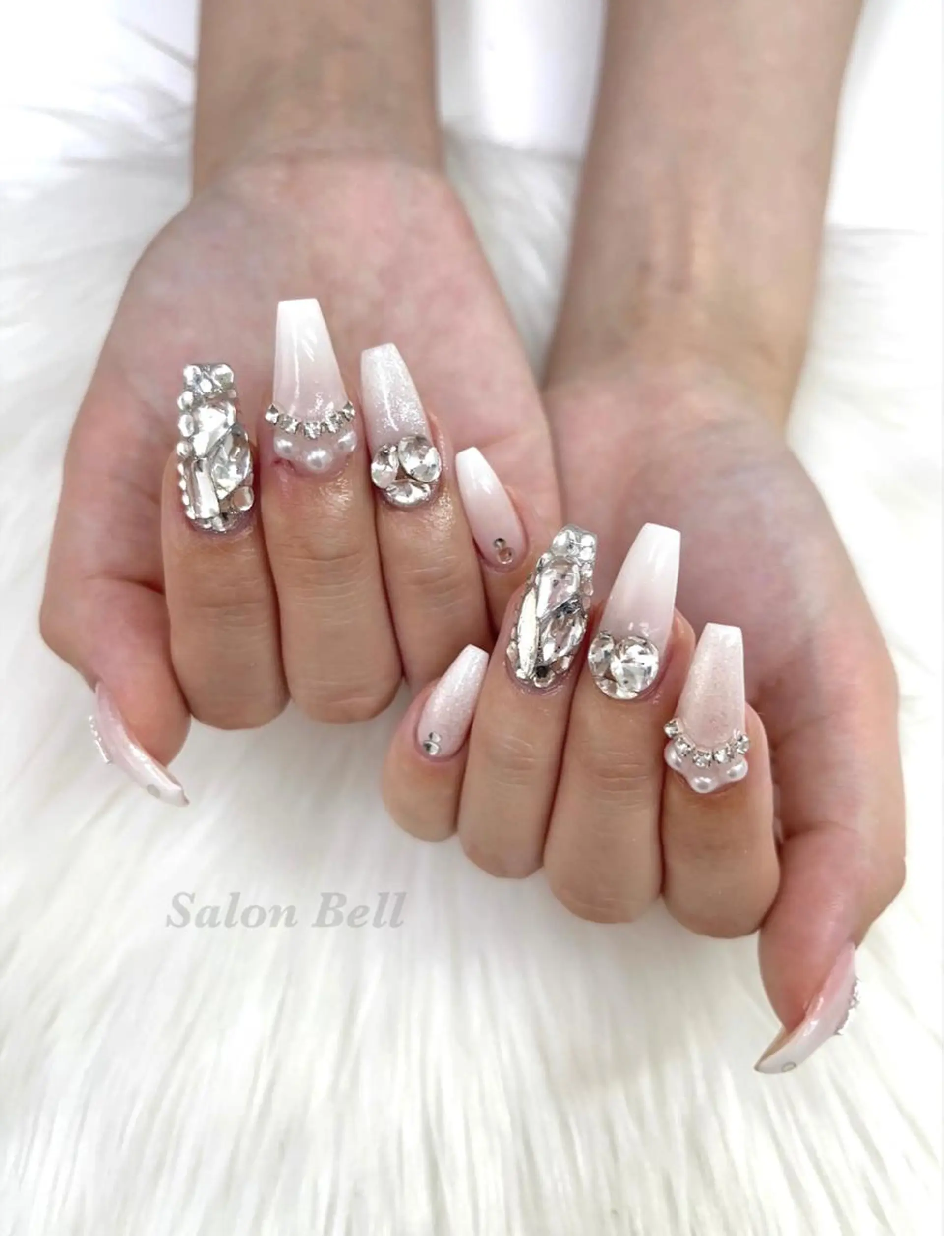 ネイル Bell 富田林店 SAYAKAのネイルデザイン