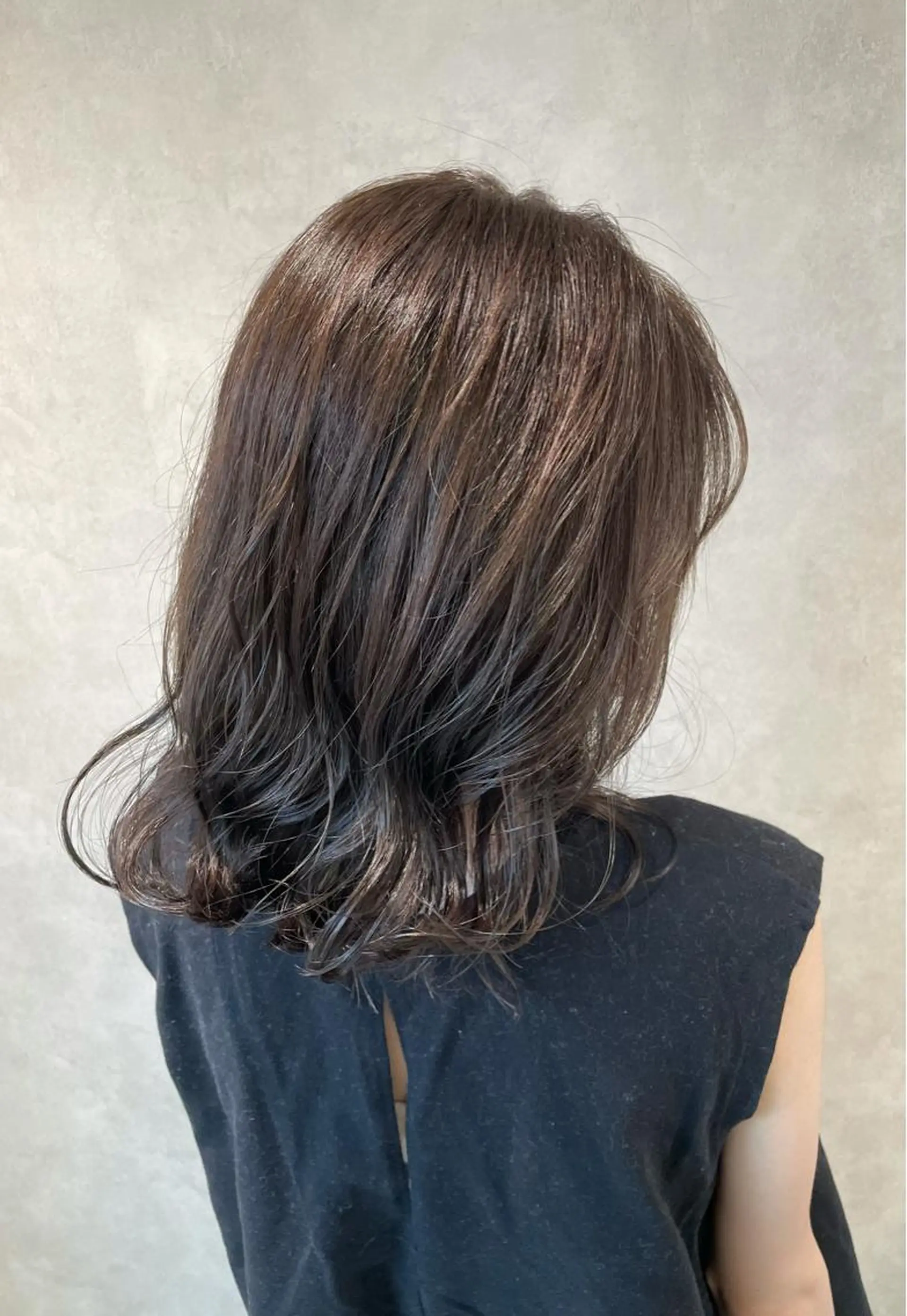 ミディアム 透明感ハイライト◎ 伊藤夏海のヘアスタイル