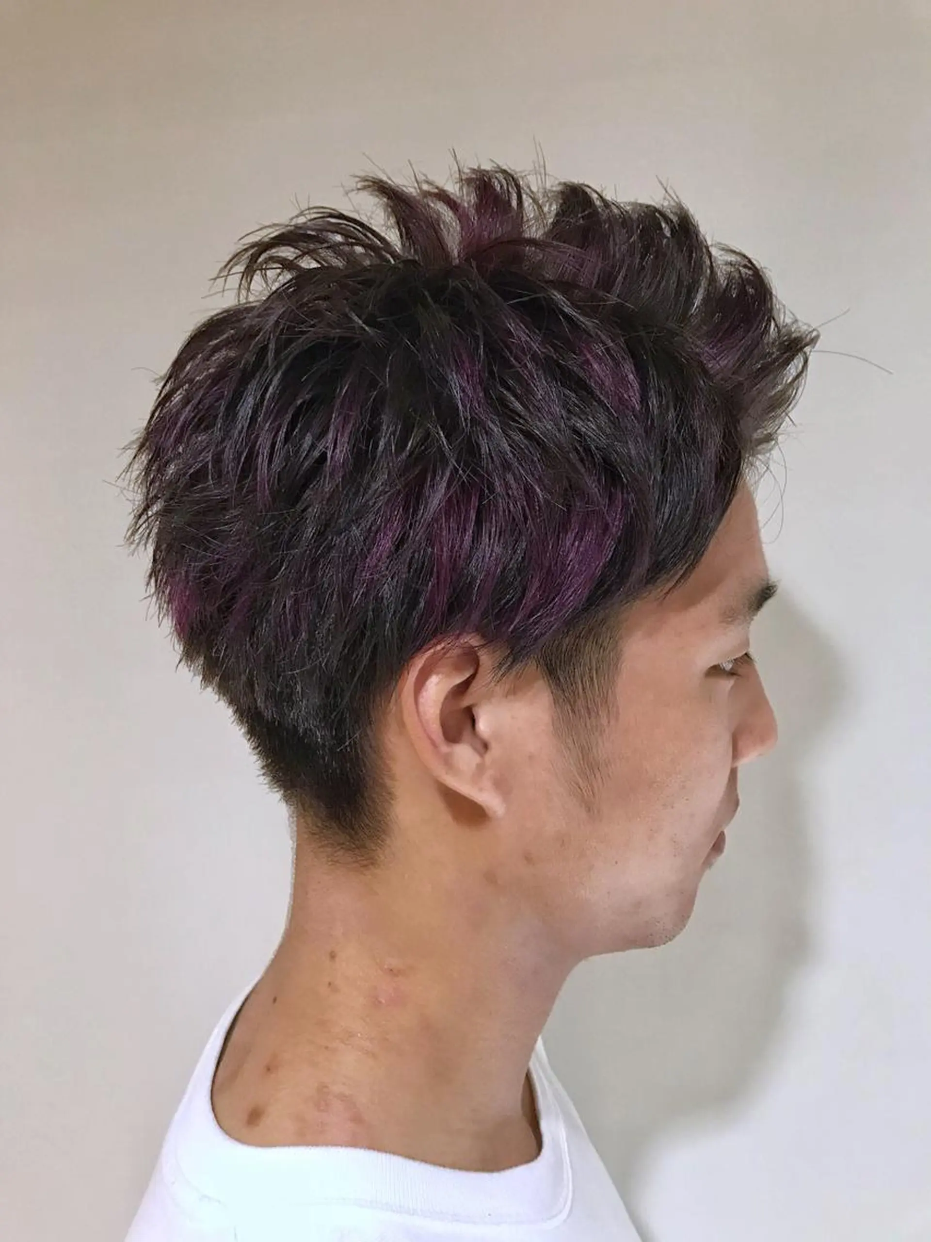 ショート カラー メンズ インナーカラー/ ストレート/奥野洸也のヘアスタイル