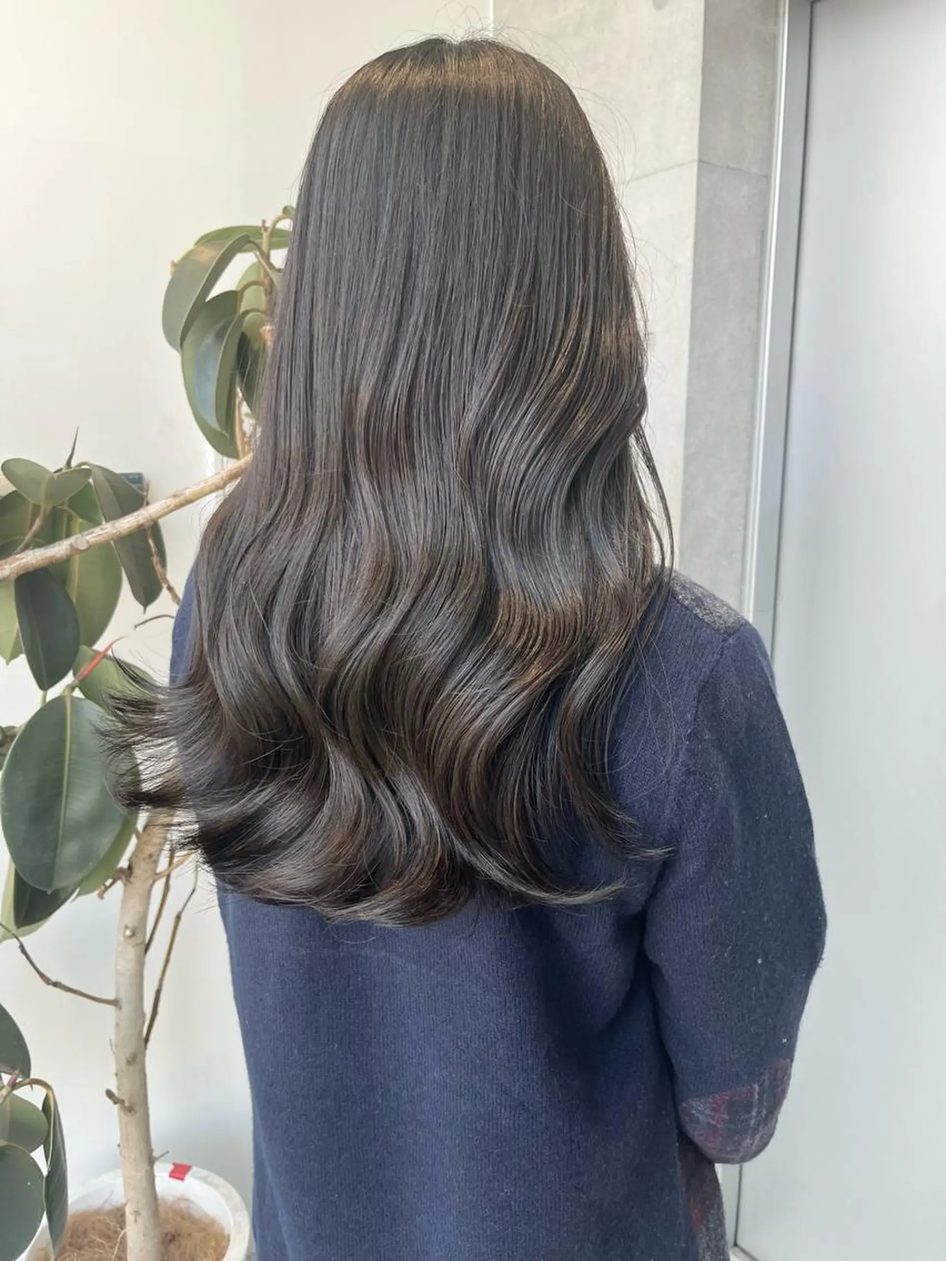 セミロング カラー パーマ ヘアアレンジ 透明感/オリーブ/ グレージュ/YUKAのヘアスタイル