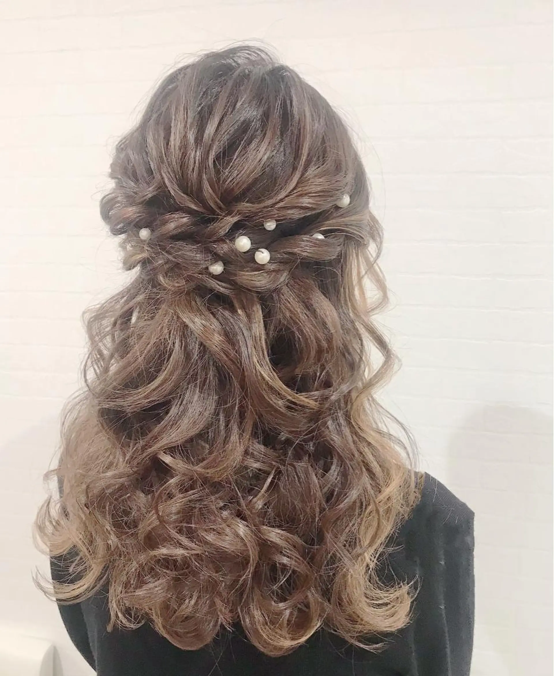 セミロング ヘアアレンジ ハーフアップ ヘアセット GRANLUSSO 〜グランルッソ駅前店所属・木口 嘉美のヘアスタイル