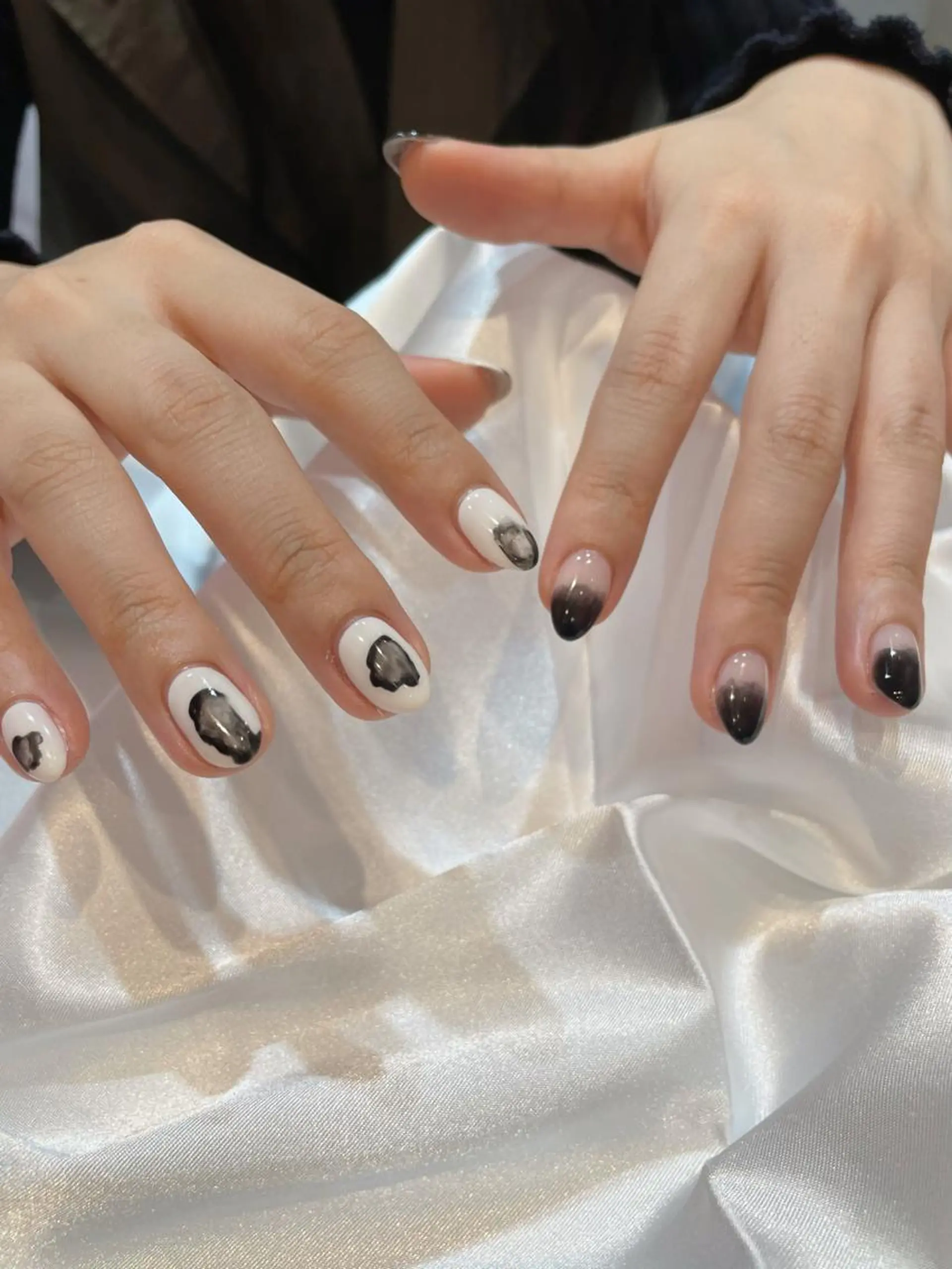 ネイル ジェルネイル ガーリー 氷ネイル・うるうるネイル 韓国ネイル マグネットネイル classic 新横浜所属・山田 暉のネイルデザイン