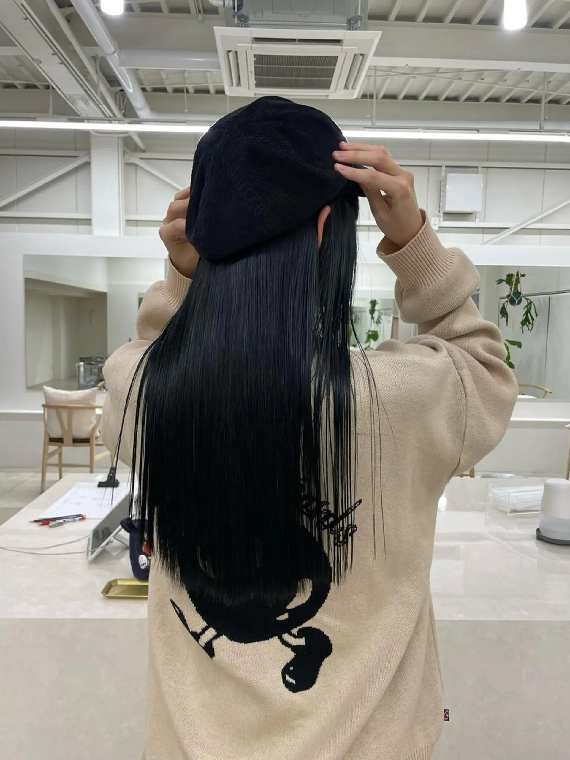 カラー ブリーチ オリーブカラー nuian所属・平井 深優のヘアスタイル