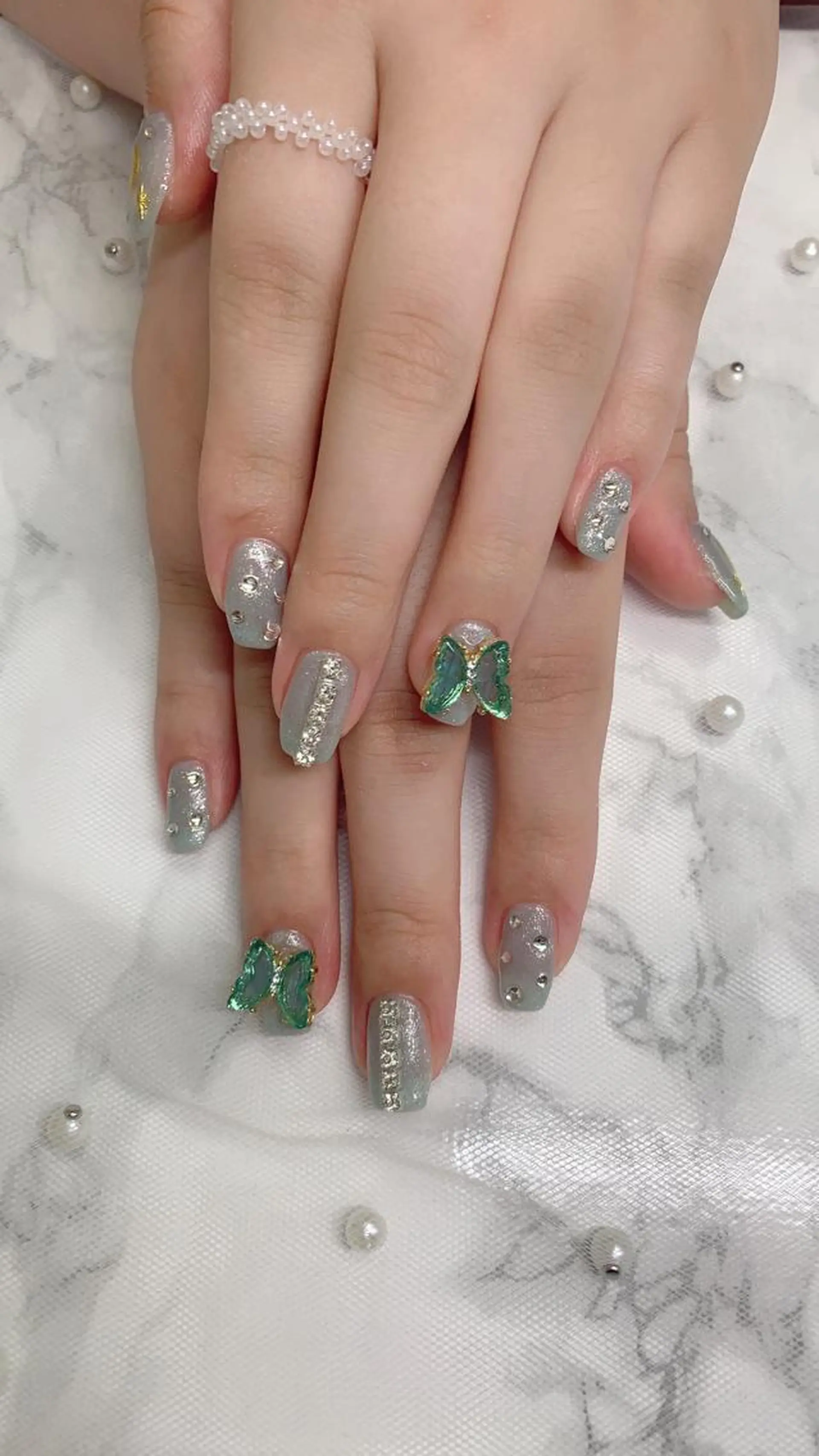 ネイル はな💎ネイル ワンホン、長さ出しのネイルデザイン