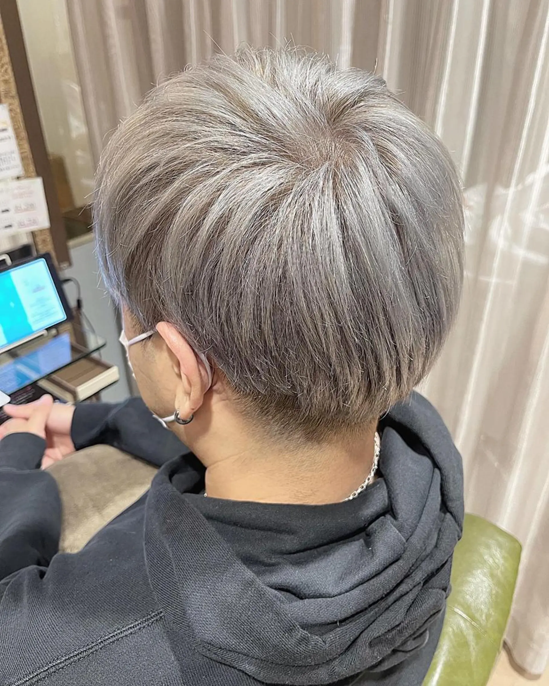 ショート カラー ショートボブ バレイヤージュ ブリーチ ケアブリーチ ダブルカラー 🫧髪質改善艶カラー _マエダ 🫧のヘアスタイル