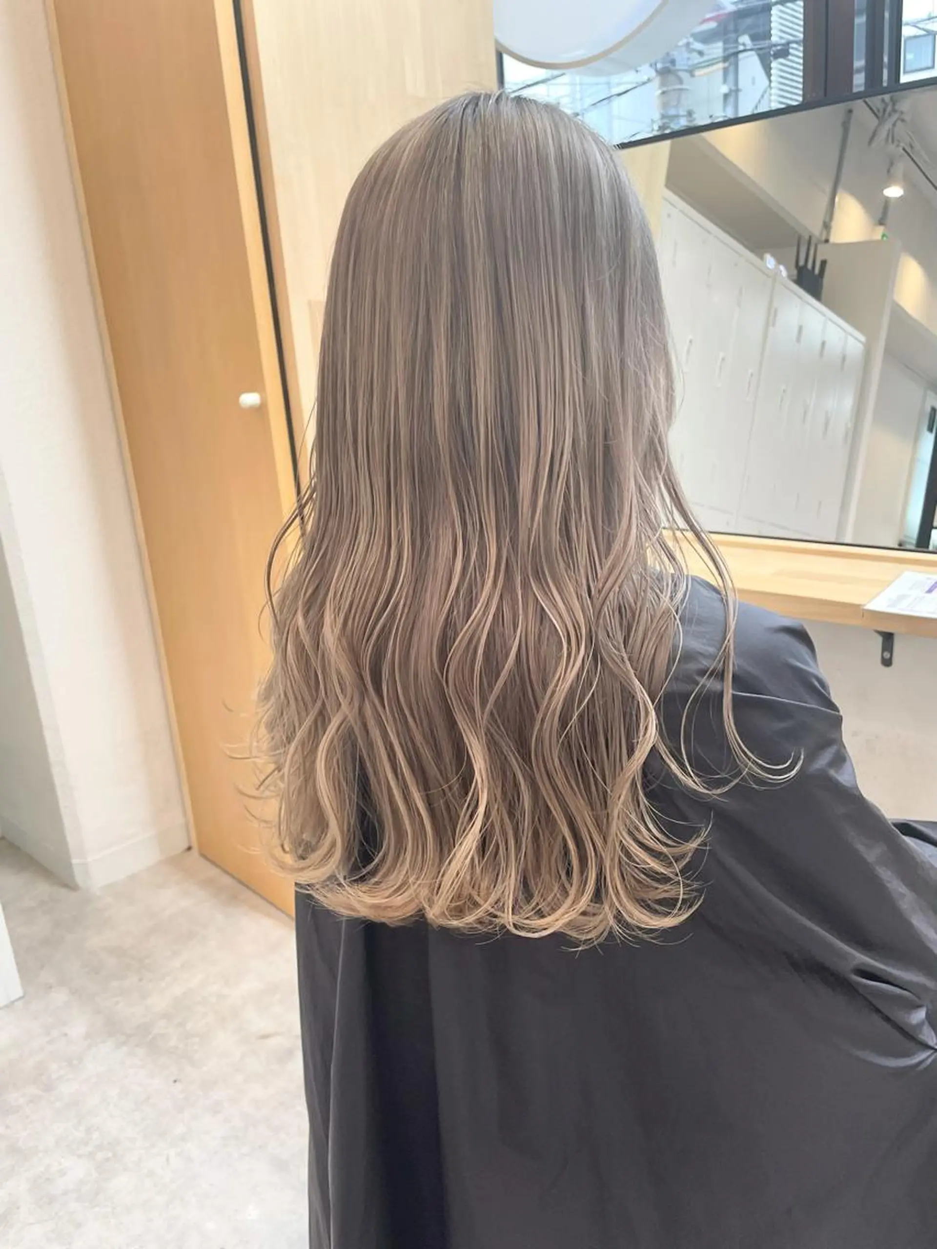 セミロング カラー ベージュカラー ミルクティーベージュ 田中大星 /ボブ 縮毛矯正のヘアスタイル