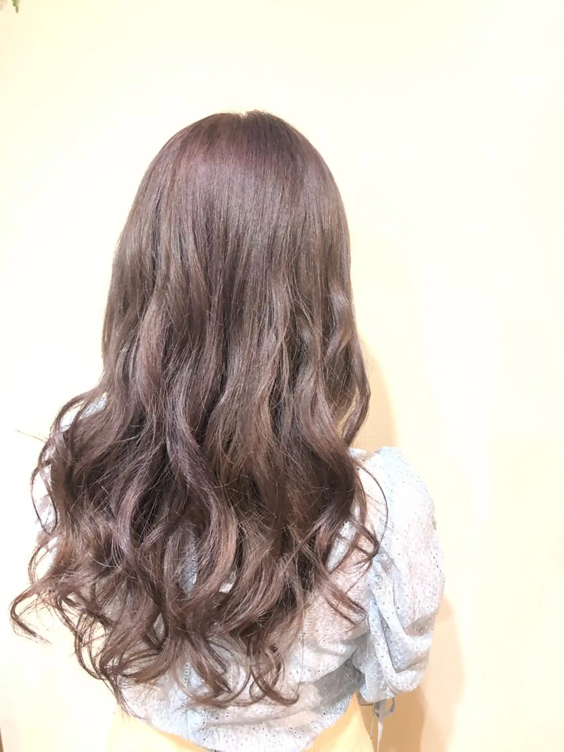 ロング カラー アッシュ ピンクカラー ピンクアッシュ ヘアカラー トリートメント 💓シールエクステ ルミエールのヘアスタイル