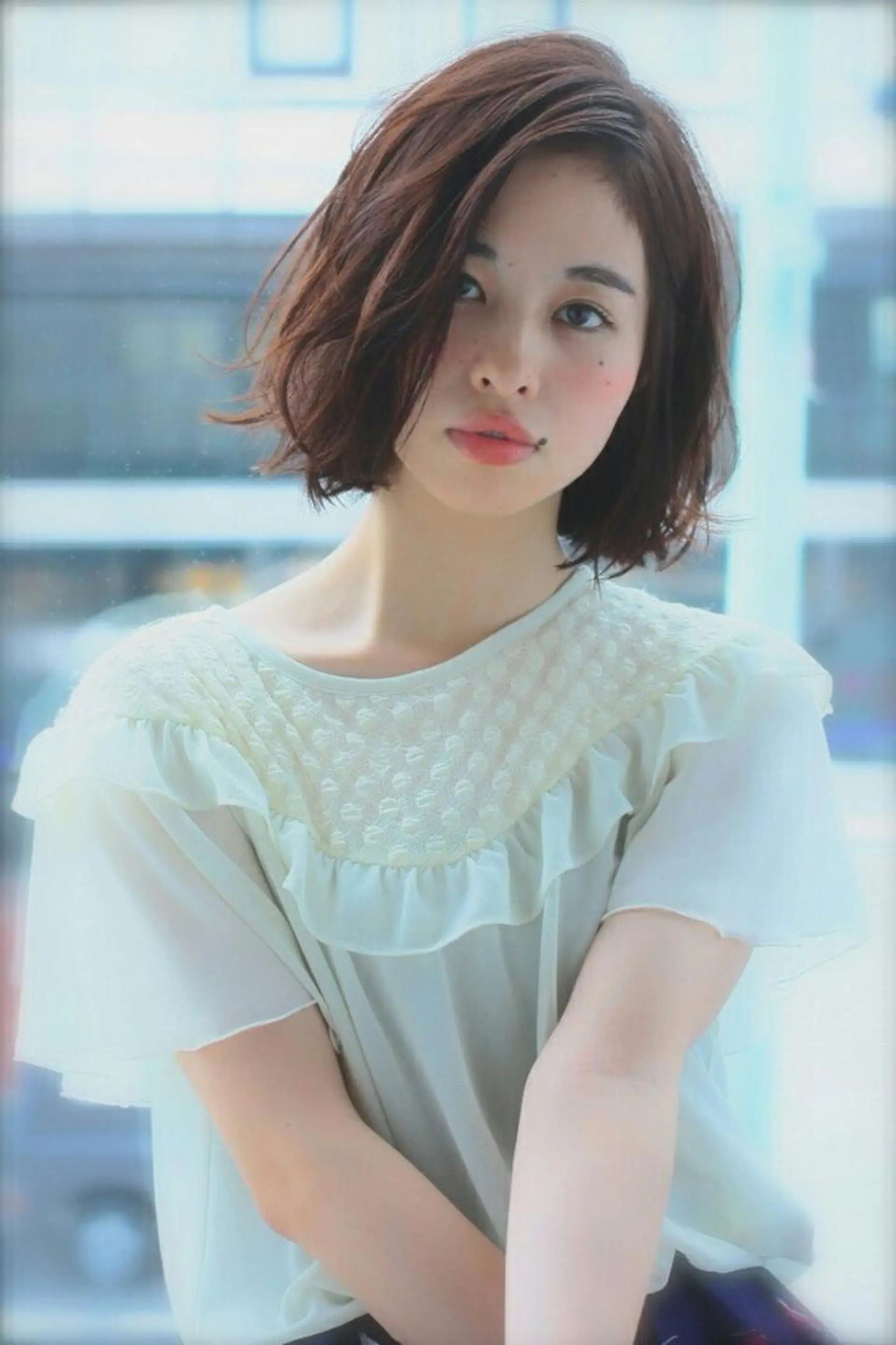 ミディアム カラー ミディアムパーマ ボブ iplus まつげ、眉毛、耳つぼのマツエク・マツパデザイン