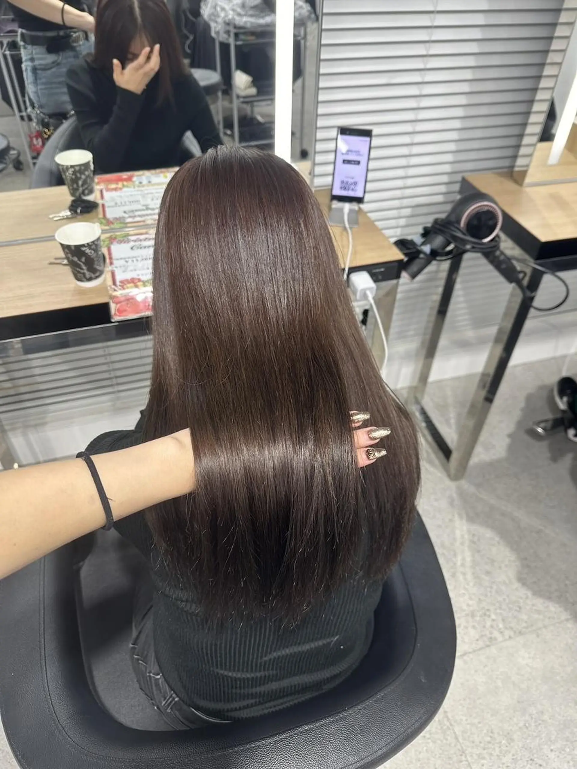 ロング カラー ヘアアレンジ ヘアカラー トリートメント ヘッドスパ ヘアセット NAMI🤎ブラウン &ミルクティー🤍のヘアスタイル