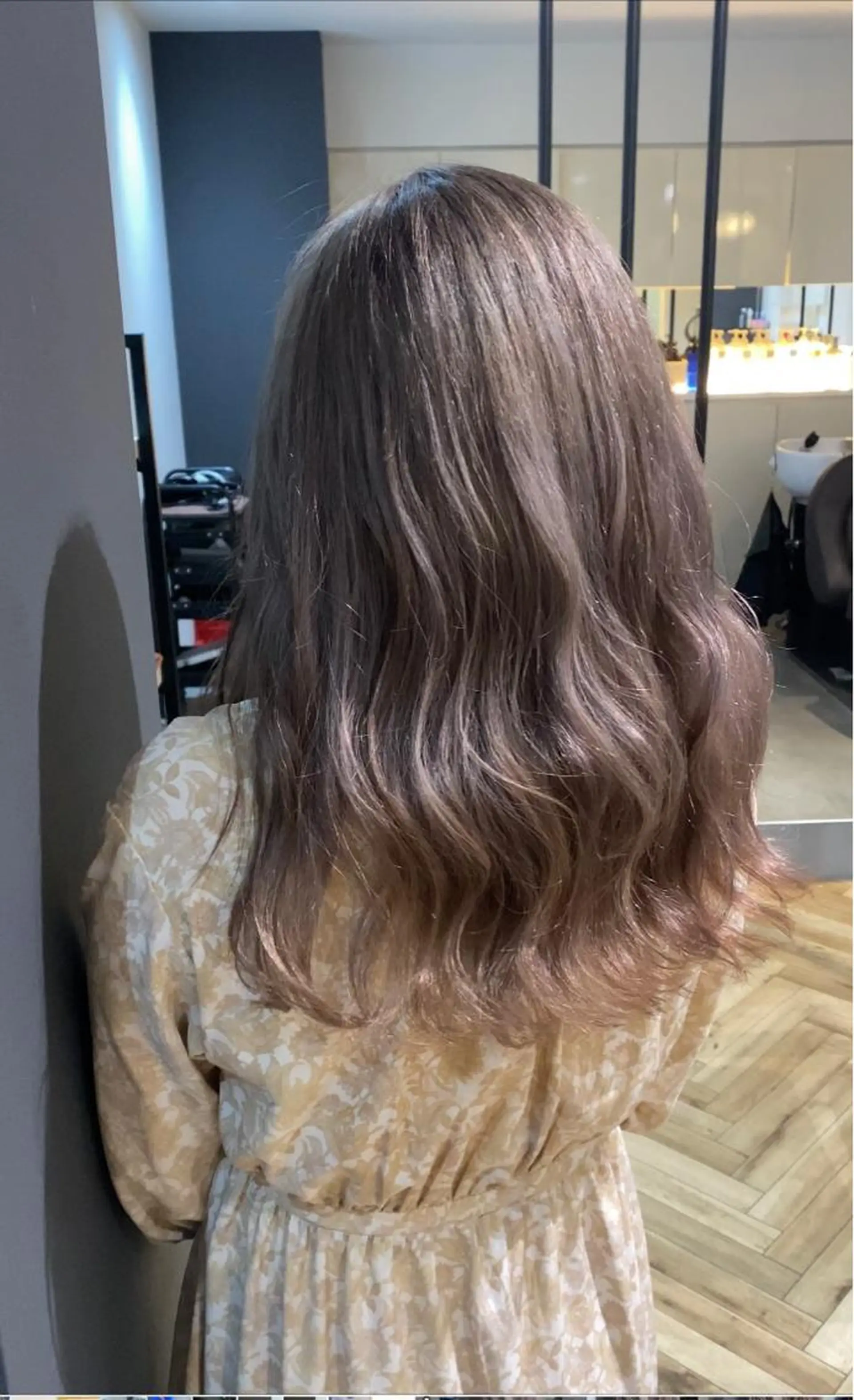 ロング カラー YUNA ユウナのヘアスタイル