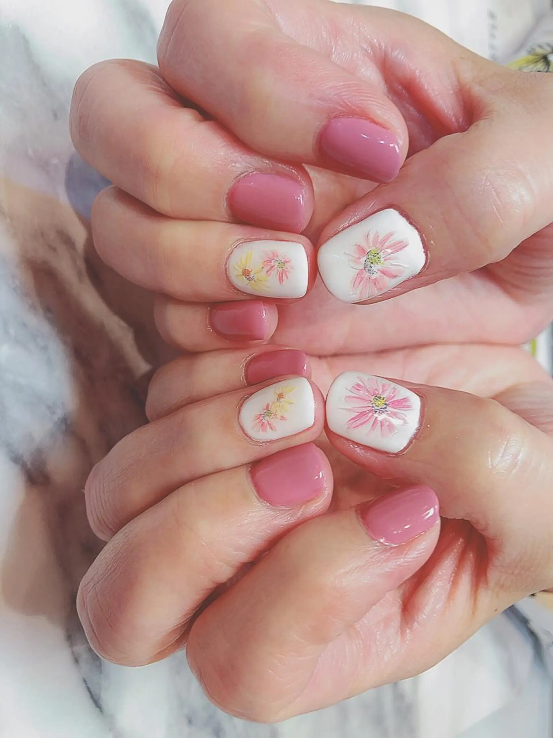 ネイル mamaLindo志村坂上所属・白石 百合子のエステ・リラクイメージ