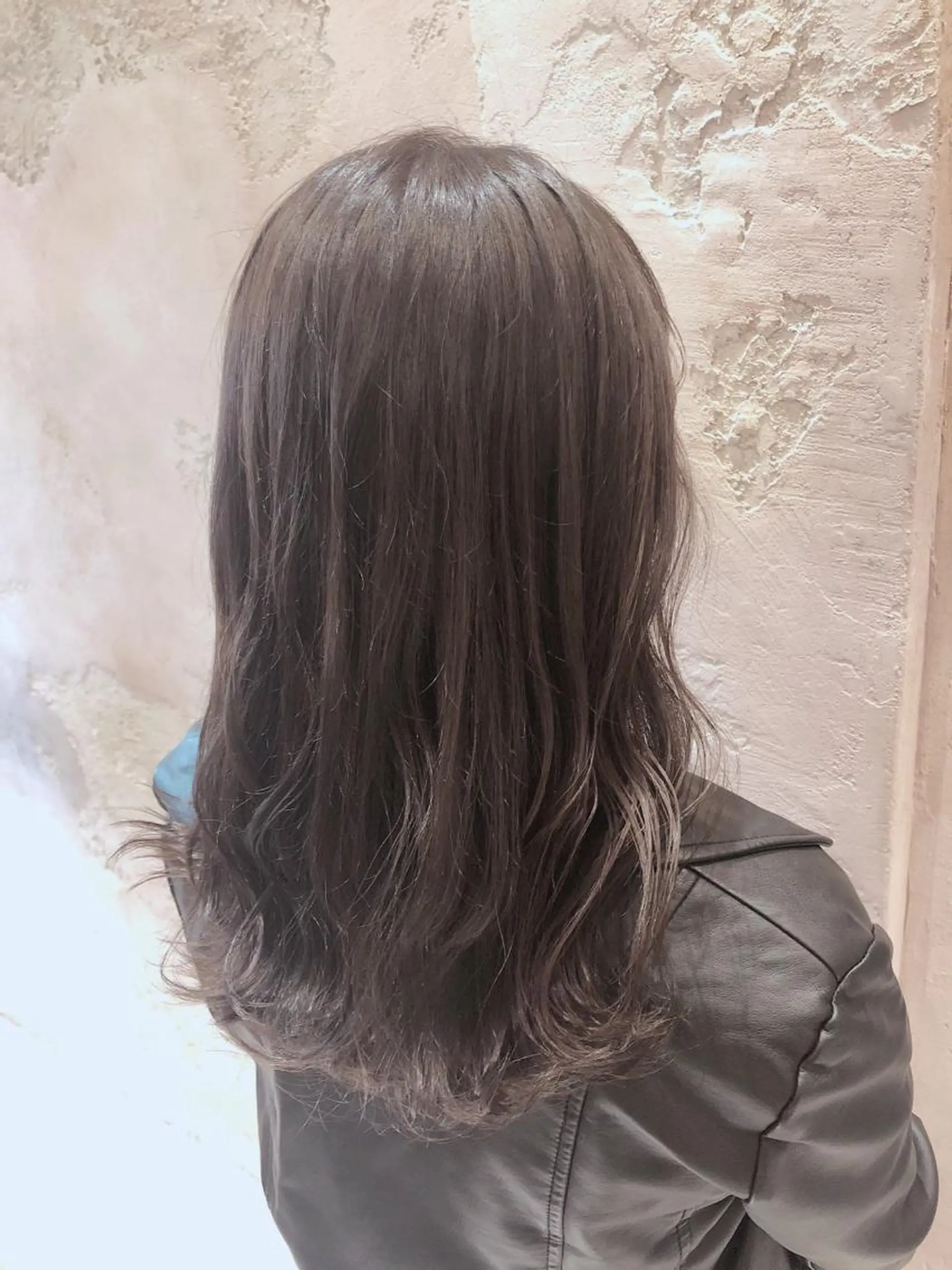 ミディアム アッシュ カット ヘアカラー トリートメント 代表山口ひな 髪質改善のプロのヘアスタイル