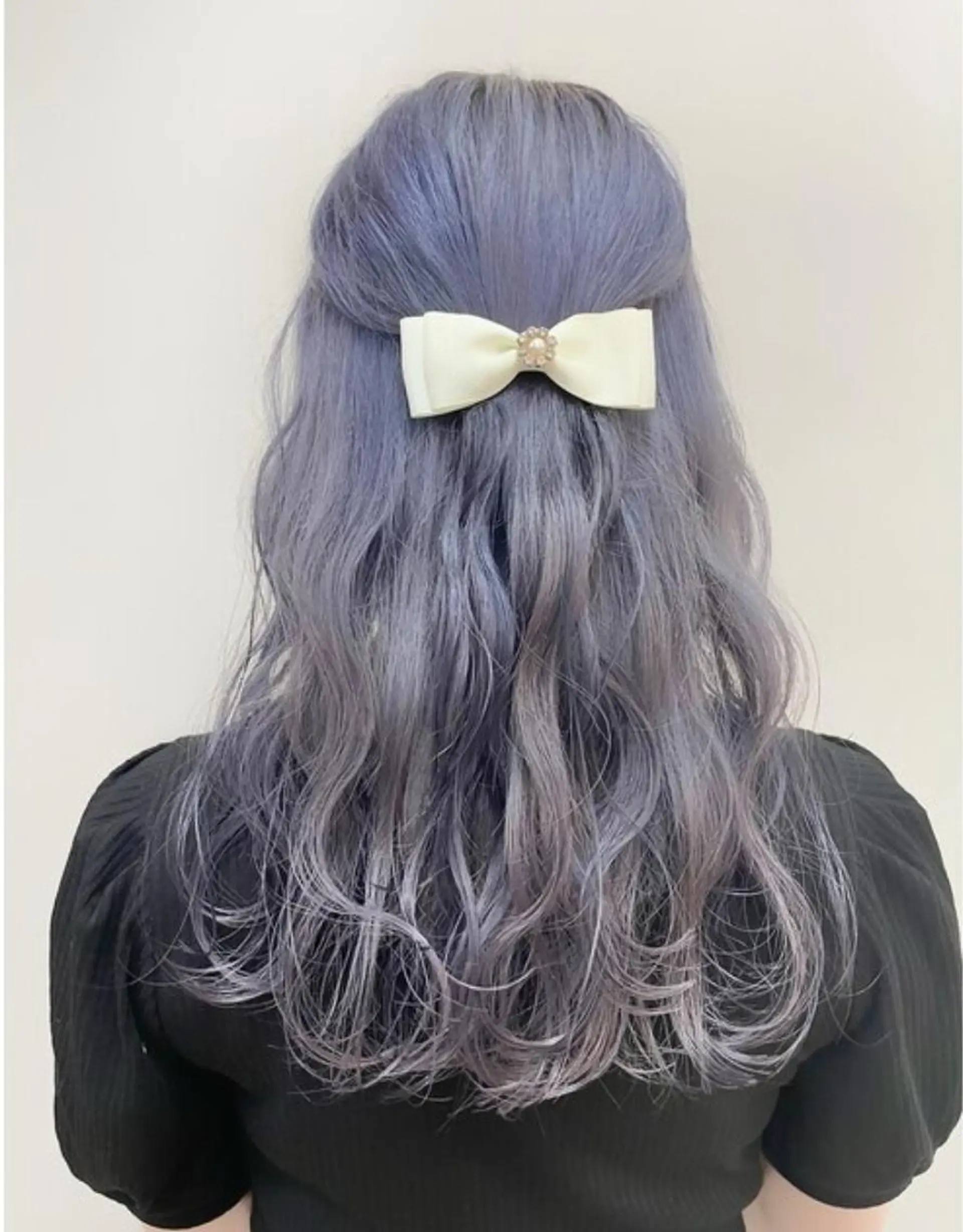 セミロング カラー ブリーチ ケアブリーチ ハイトーンカラー 髪質改善 トリートメント 🌈カラーとエクステ 🌈のヘアスタイル