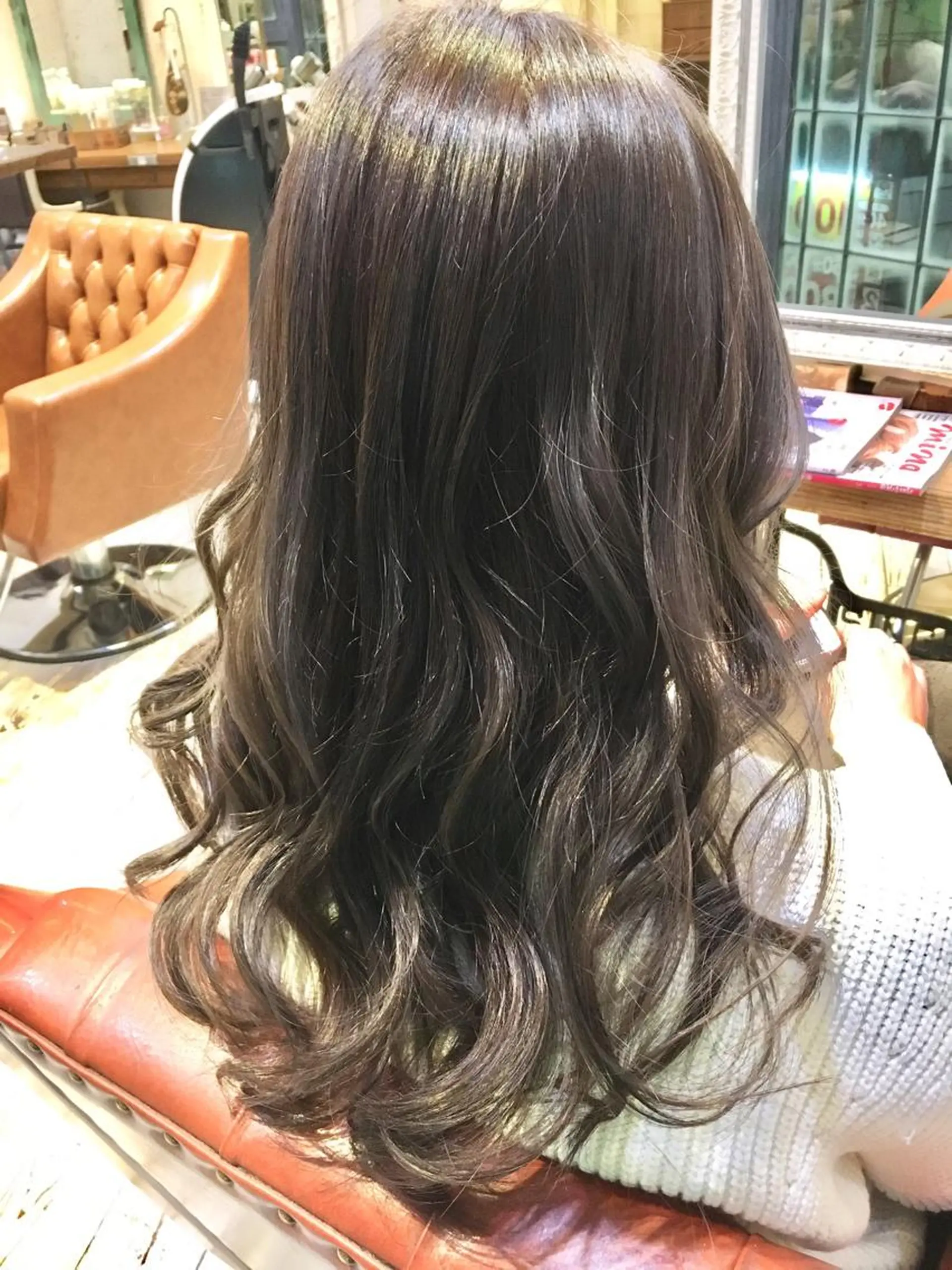 ロング カラー カット ヘアカラー トリートメント DECORA sweet(川越)所属・坪田 彩花のヘアスタイル